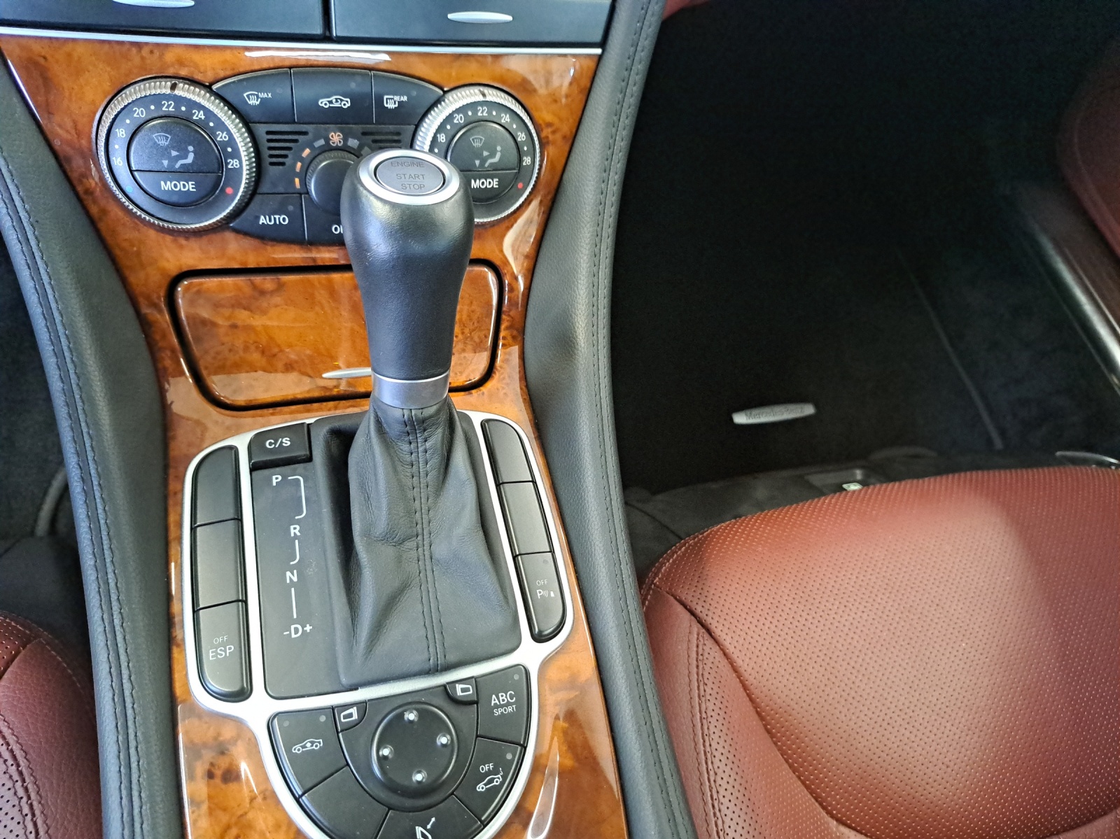 MERCEDES-BENZ SL 500 Cabrio-image-12