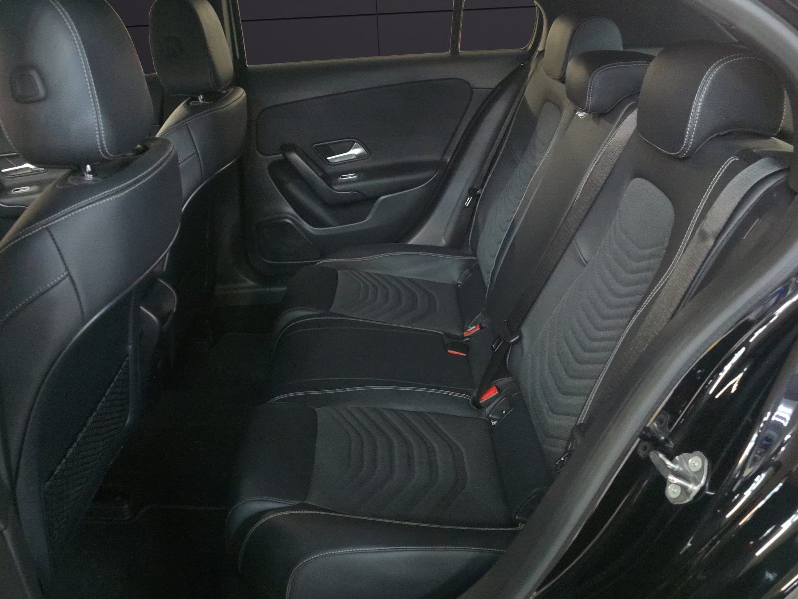 MERCEDES-BENZ A 200 SE Line 7G-DCT CH-Fahrzeug-image-18