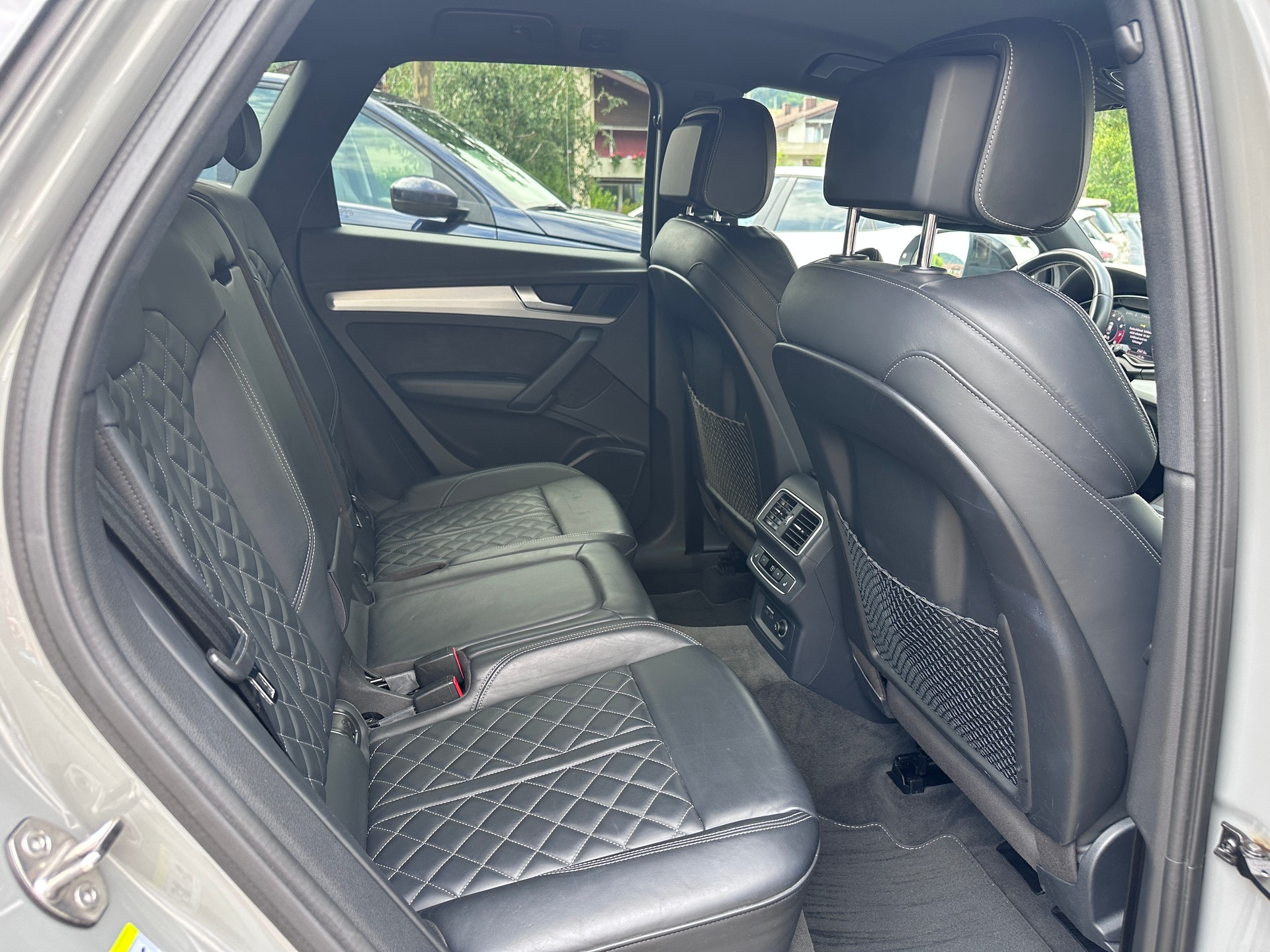 AUDI SQ5 3.0 TFSI quattro S-tronic-image-17