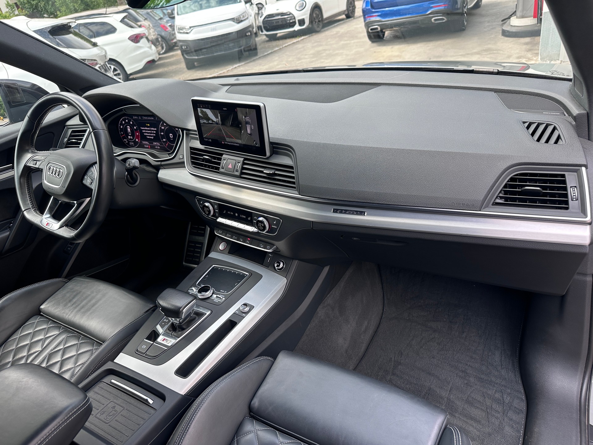 AUDI SQ5 3.0 TFSI quattro S-tronic-image-14