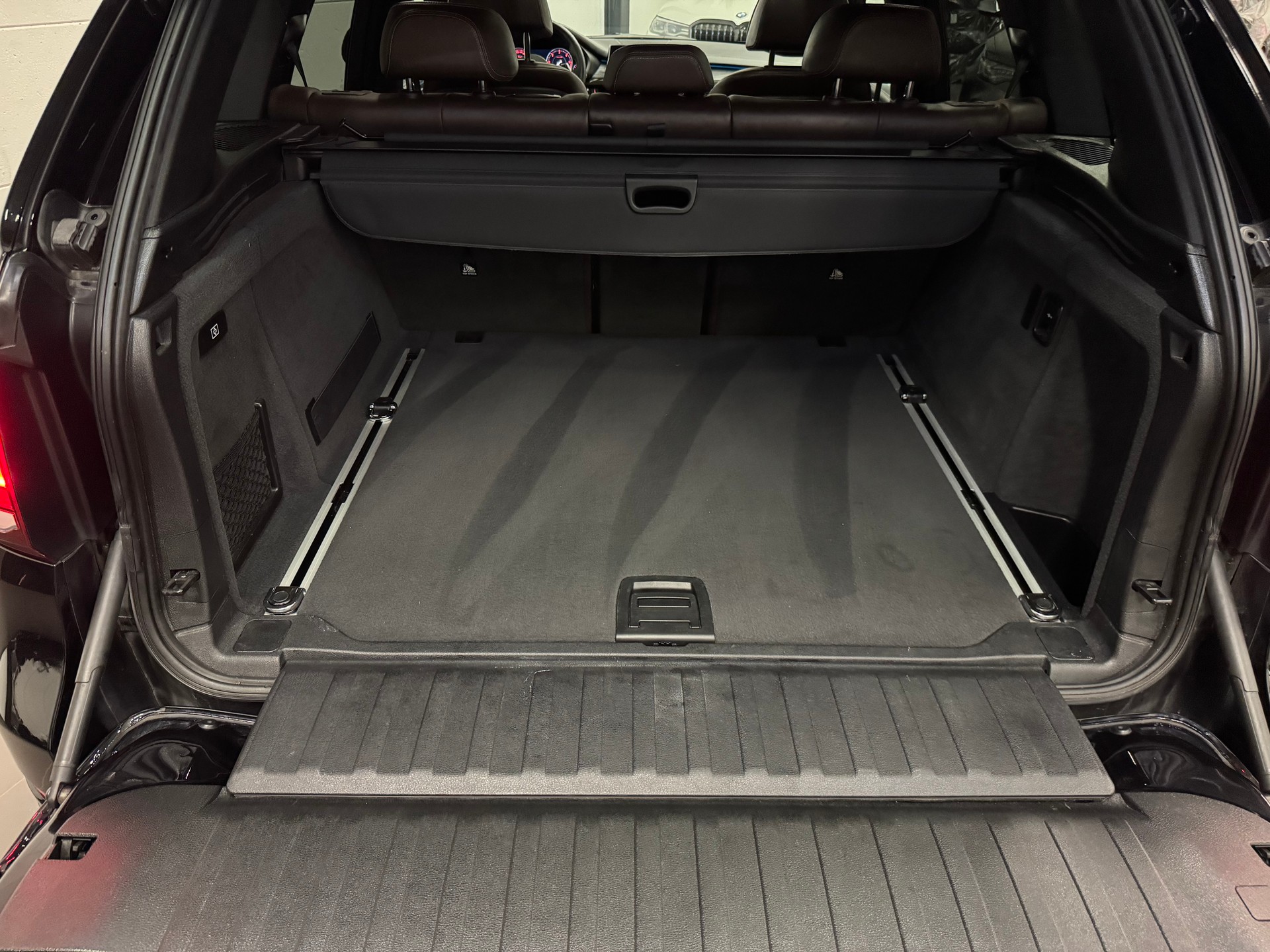 BMW X5 xDrive M50d Steptronic-image-24