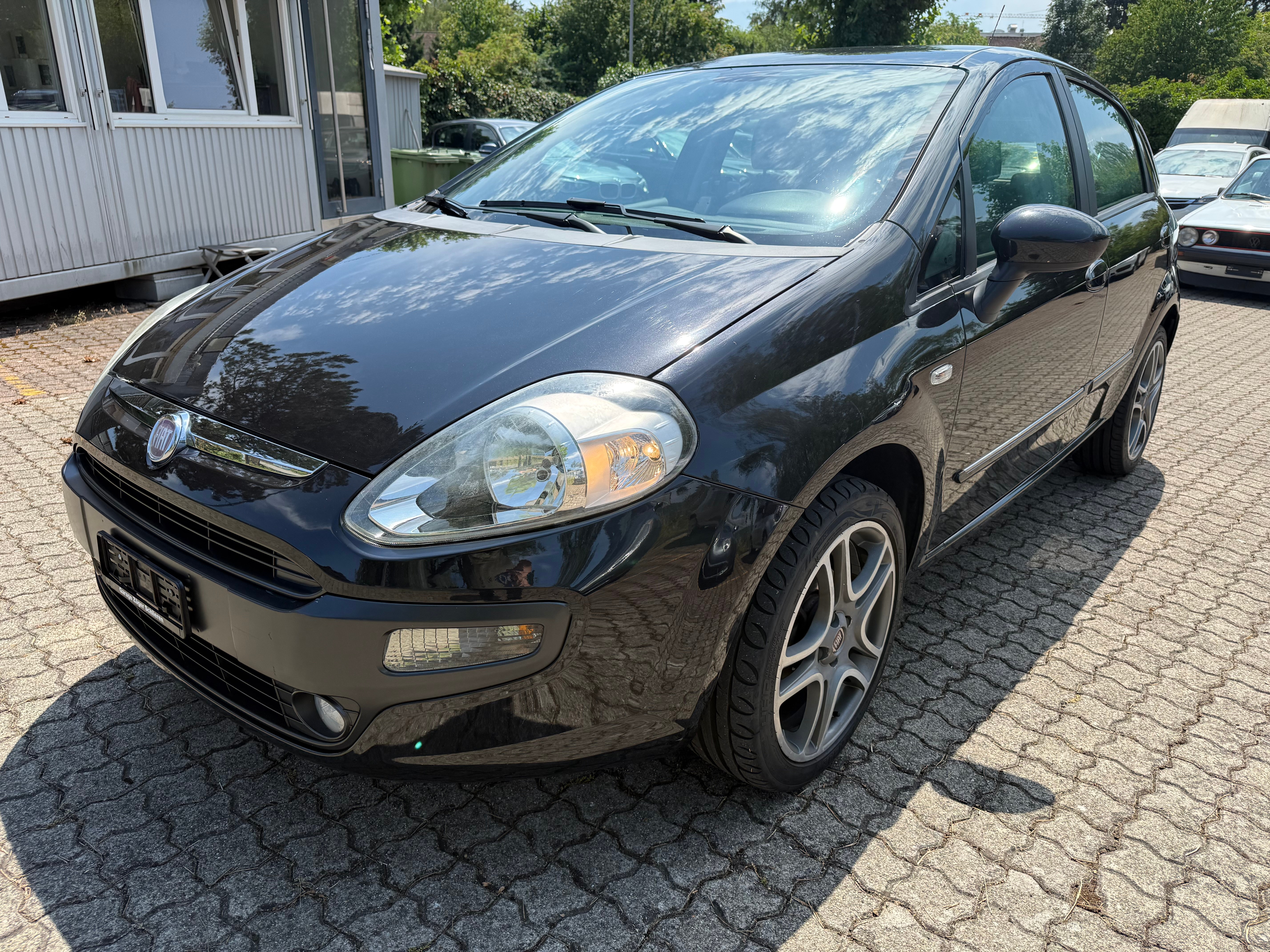 Car photo