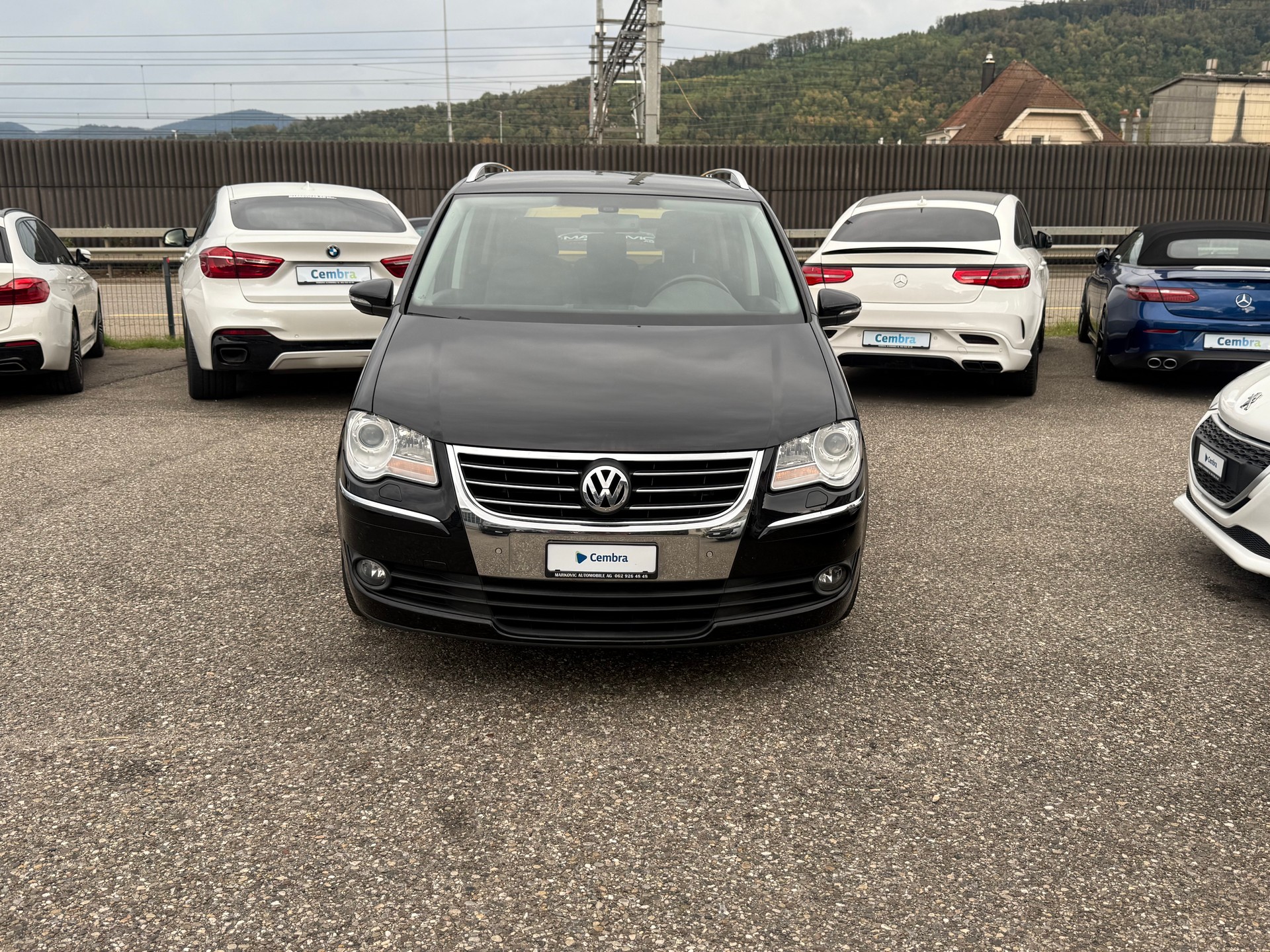 VW Touran 1.4 TSI Trendline DSG-image-1