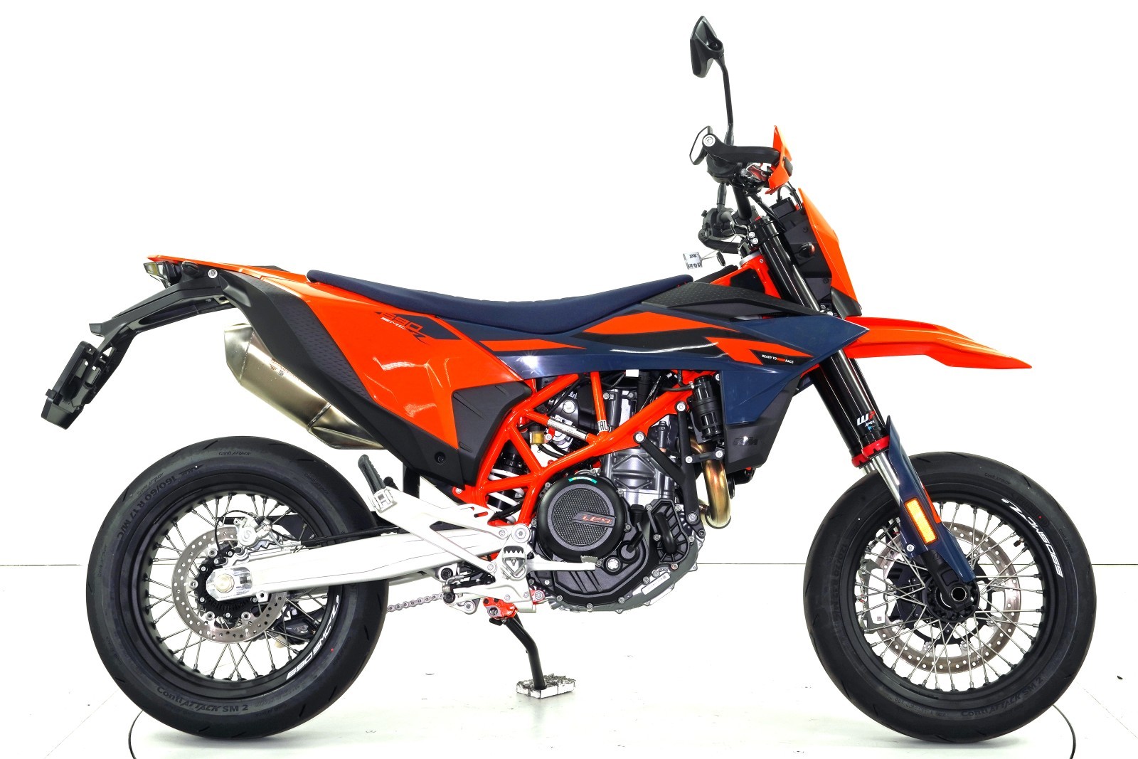 KTM SMC 690 R ABS-showroom-element-3