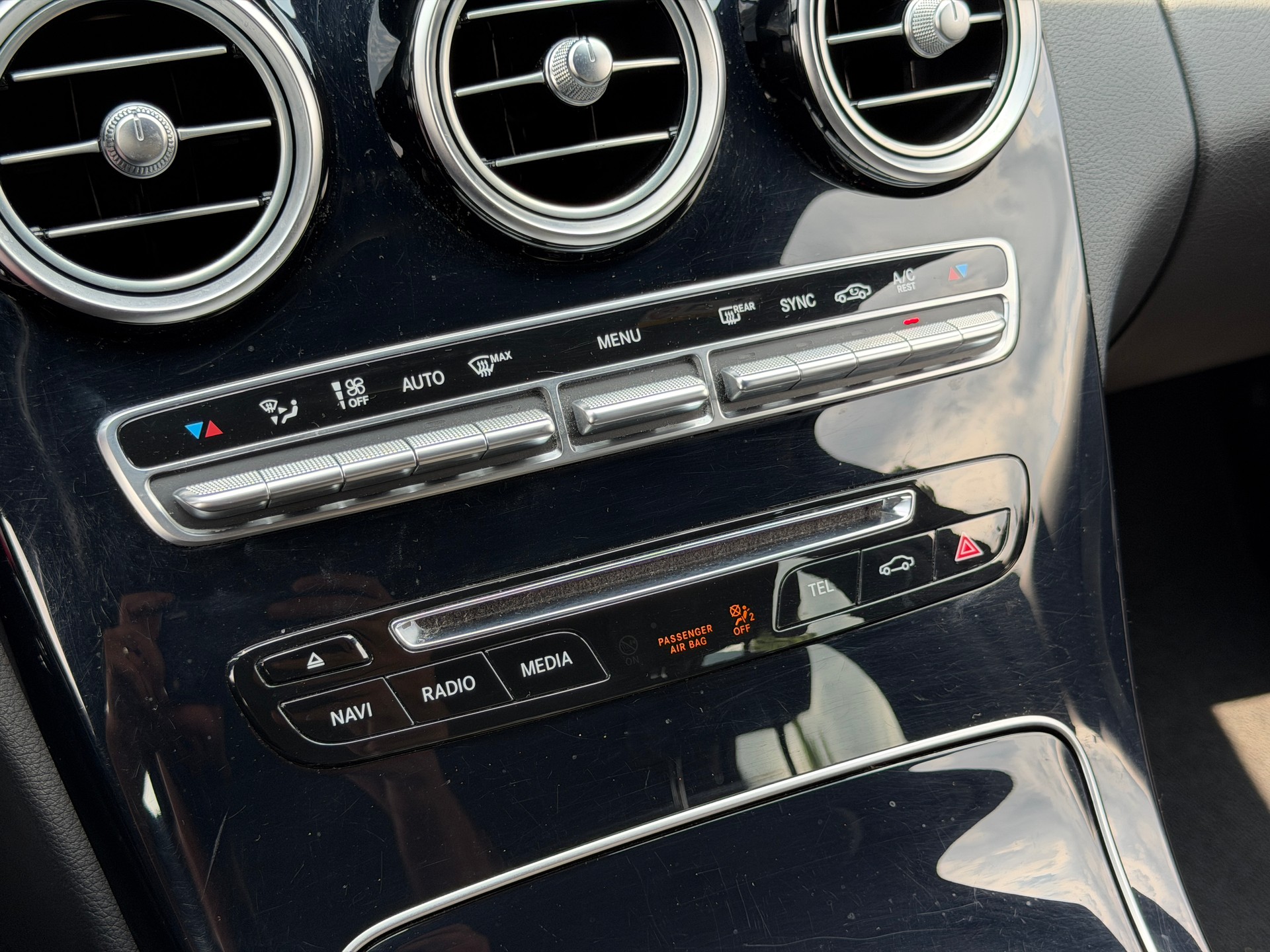 MERCEDES-BENZ C 220 BlueTEC AMG Line 7G-Tronic *CH-Fahrzeug* *Multibeam-LED*-image-18