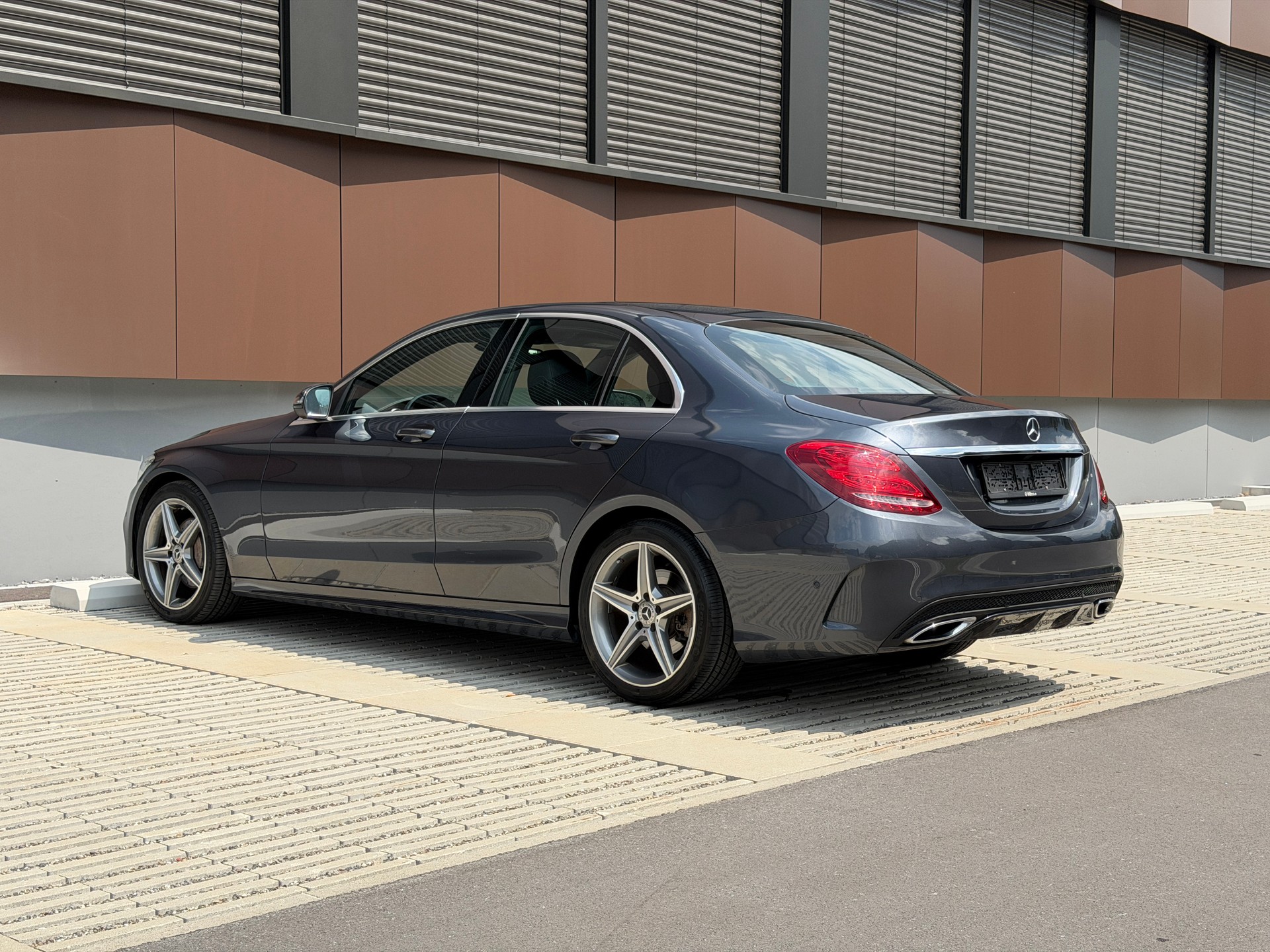 MERCEDES-BENZ C 220 BlueTEC AMG Line 7G-Tronic *CH-Fahrzeug* *Multibeam-LED*-image-3