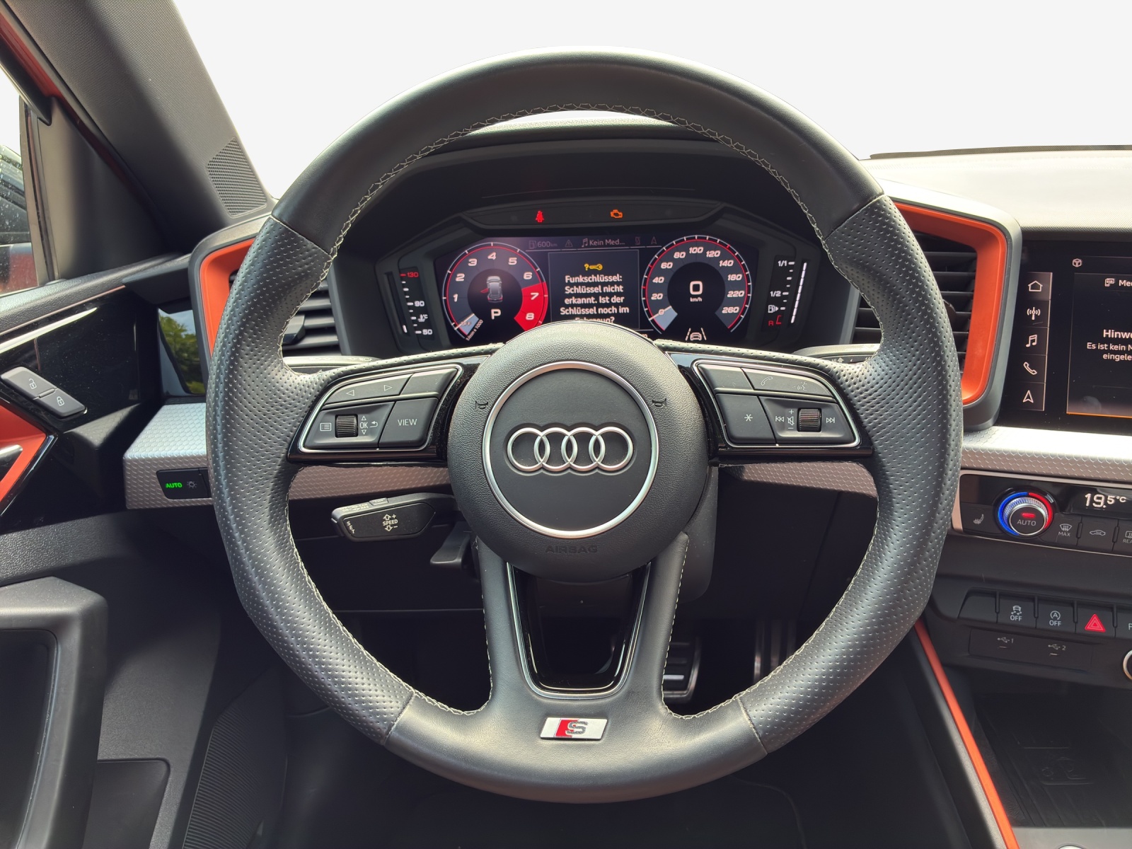 AUDI A1 City Carver 35 TFSI S-tronic-image-9