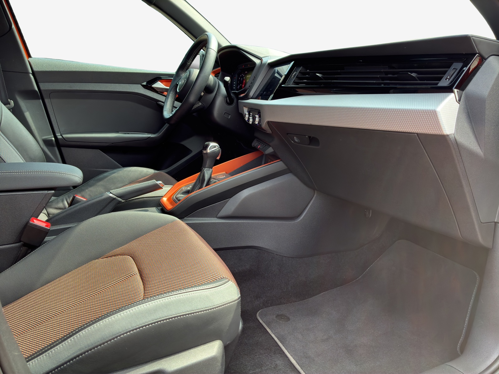 AUDI A1 City Carver 35 TFSI S-tronic-image-14