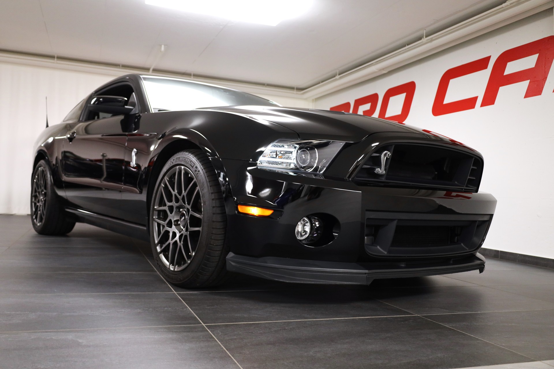 FORD Mustang Shelby GT500 5.8 SVT 2014 Modell-image-8