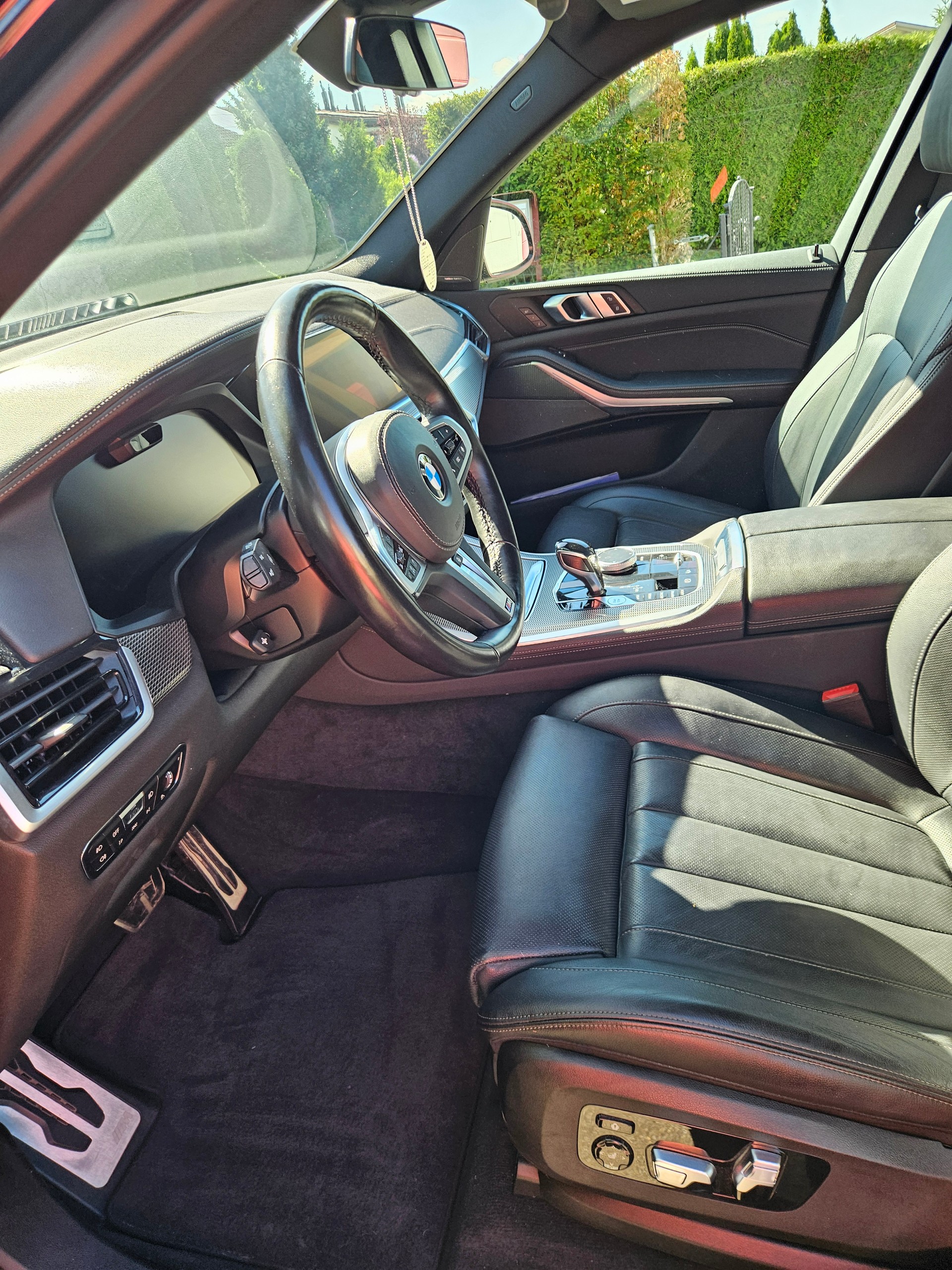 BMW 45e xDrive-image-2