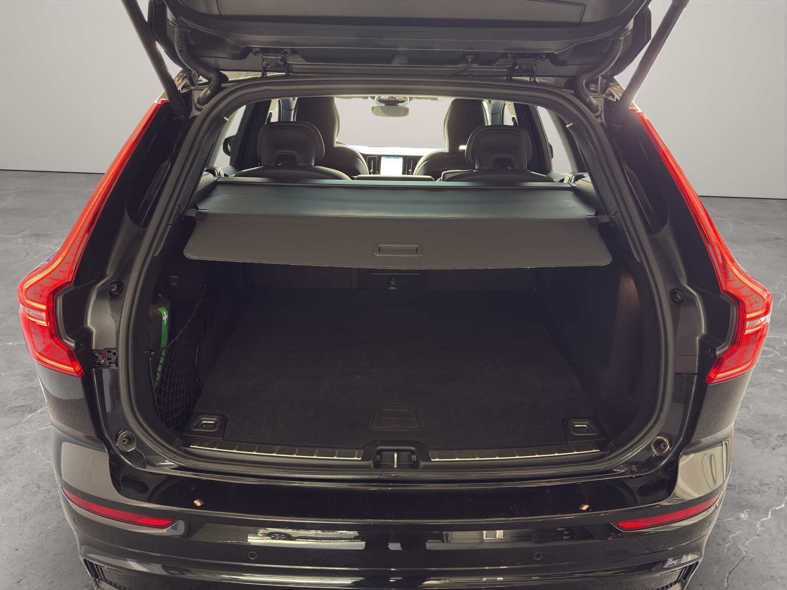 Image VOLVO XC60 XC60 2.0 T8 TE XCENTRIC Black Edition eAWD