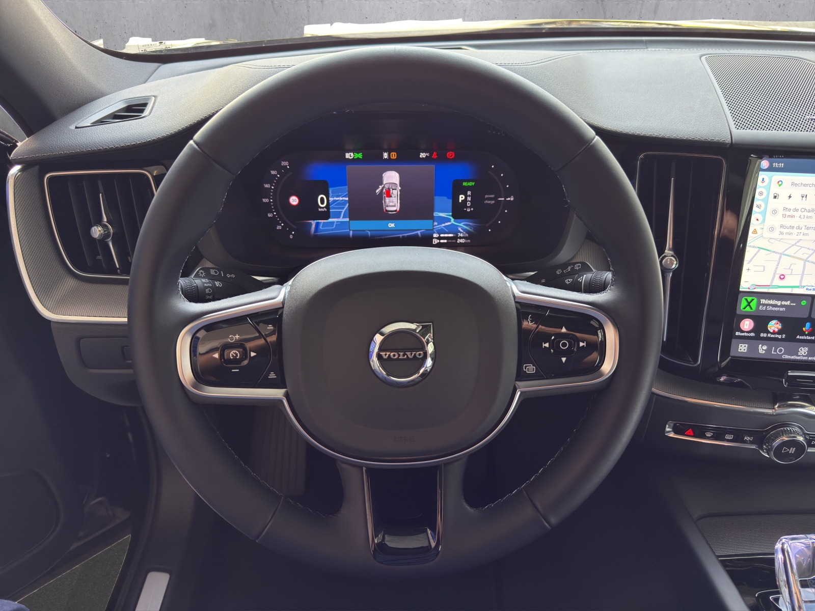 VOLVO XC60 2.0 T8 TE XCENTRIC Black Edition eAWD-image-9