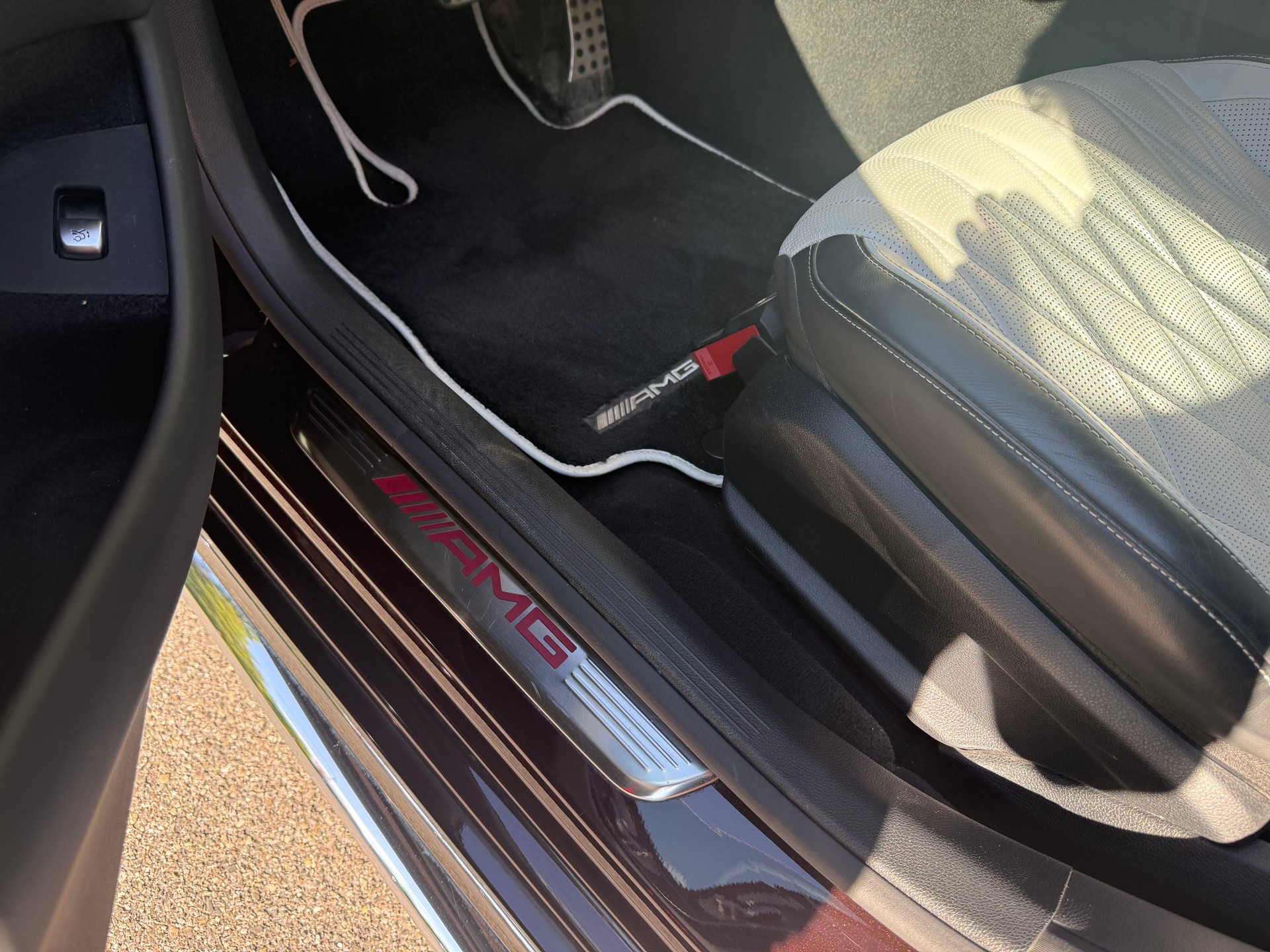 MERCEDES-BENZ AMG GT 4 53 4Matic+ Speedshift TCT Special Edition-image-15