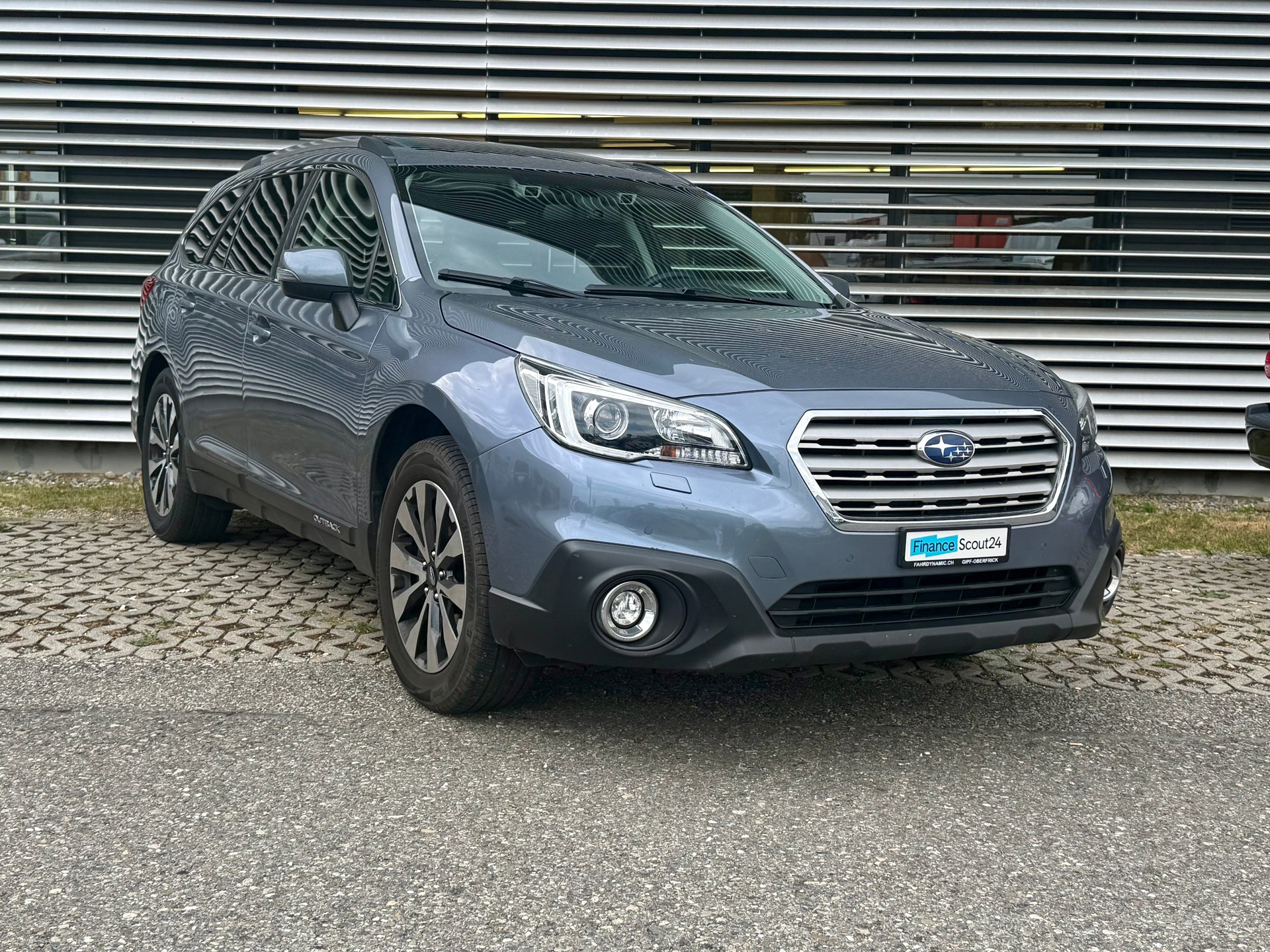 SUBARU Outback 2.0D Swiss AWD Lineartronic-image-0