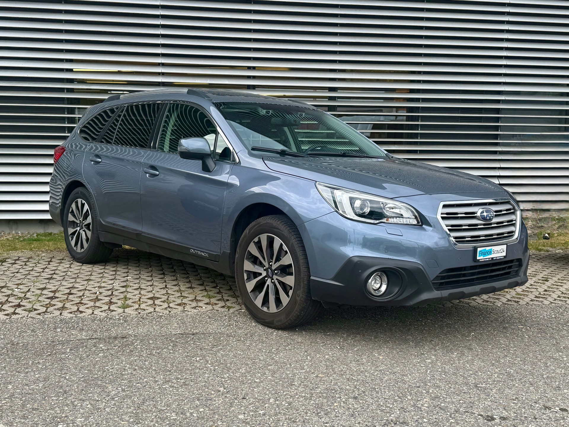 SUBARU Outback 2.0D Swiss AWD Lineartronic-image-1