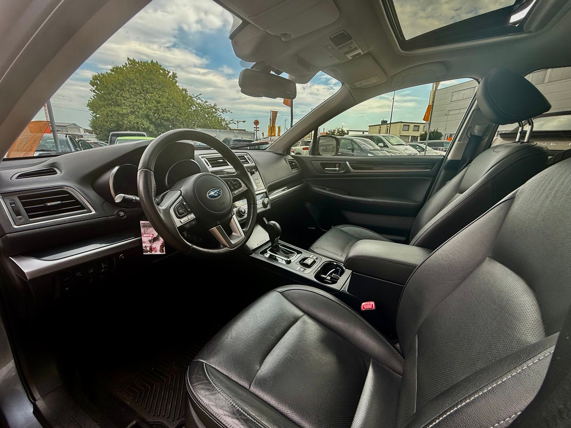 SUBARU Outback 2.0D Swiss AWD Lineartronic-image-5