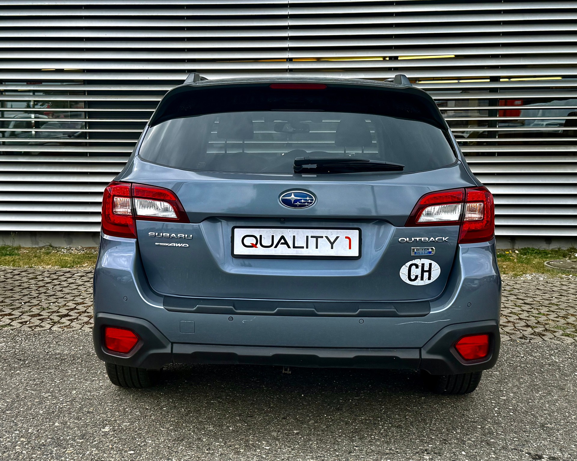SUBARU Outback 2.0D Swiss AWD Lineartronic-image-13
