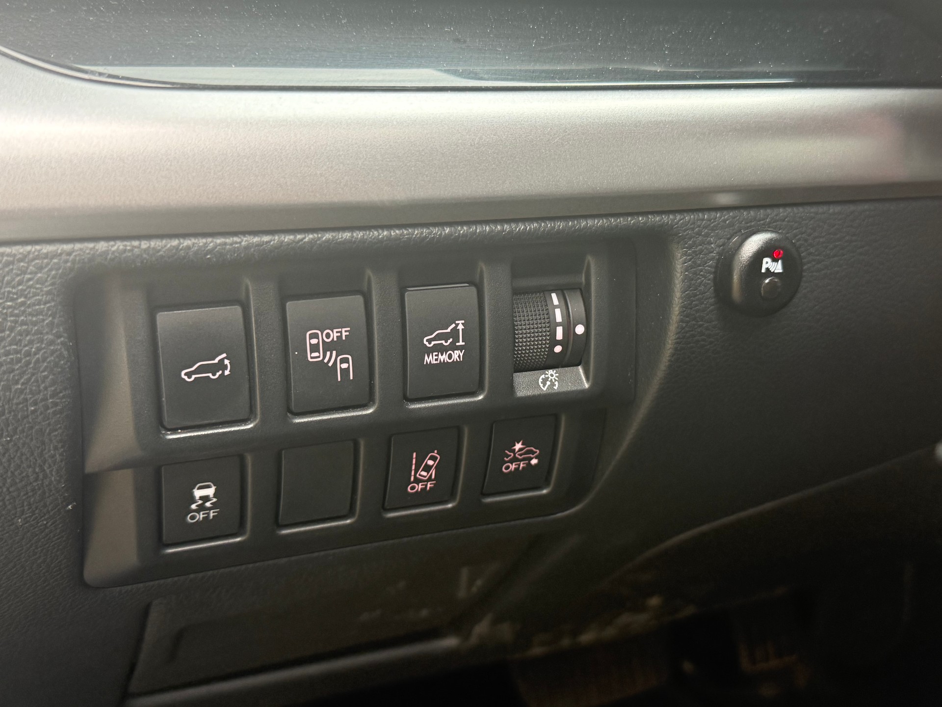 SUBARU Outback 2.0D Swiss AWD Lineartronic-image-11