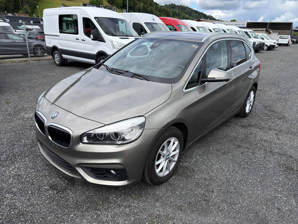 BMW 220d Active Tourer xDrive SAG-image-10
