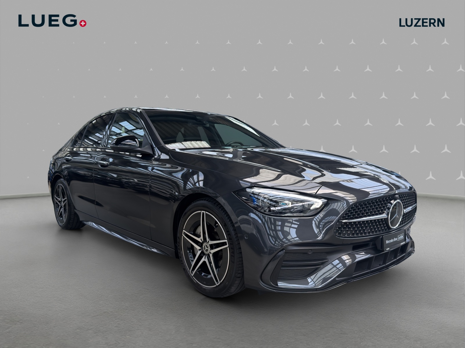 MERCEDES-BENZ C 200 4Matic AMG Line-image-4