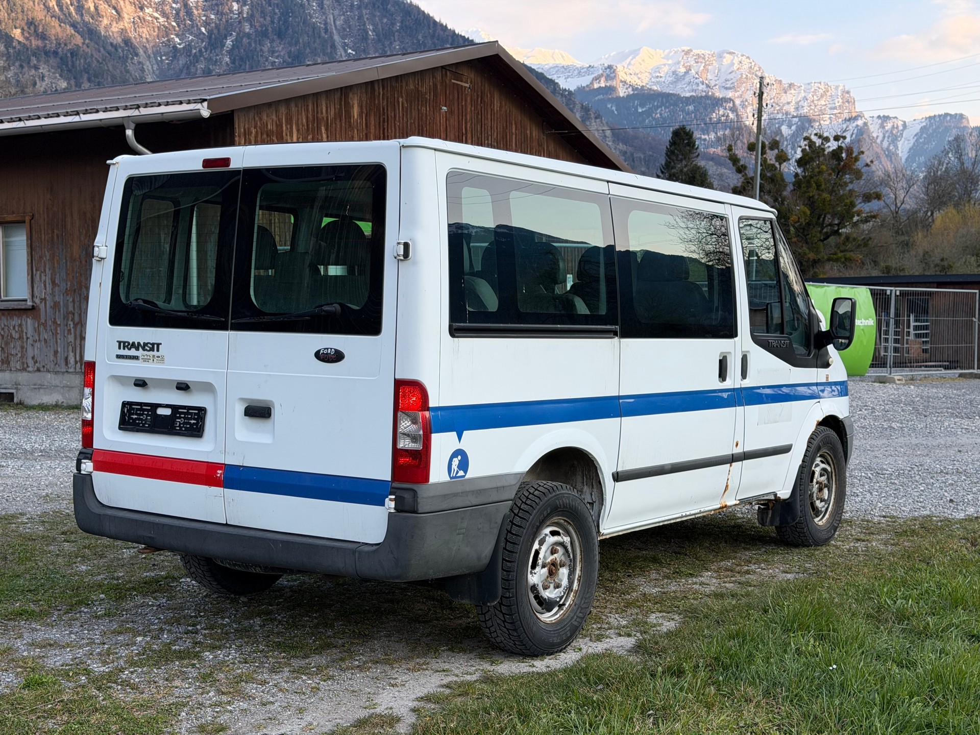FORD Transit 330S Trend-image-4