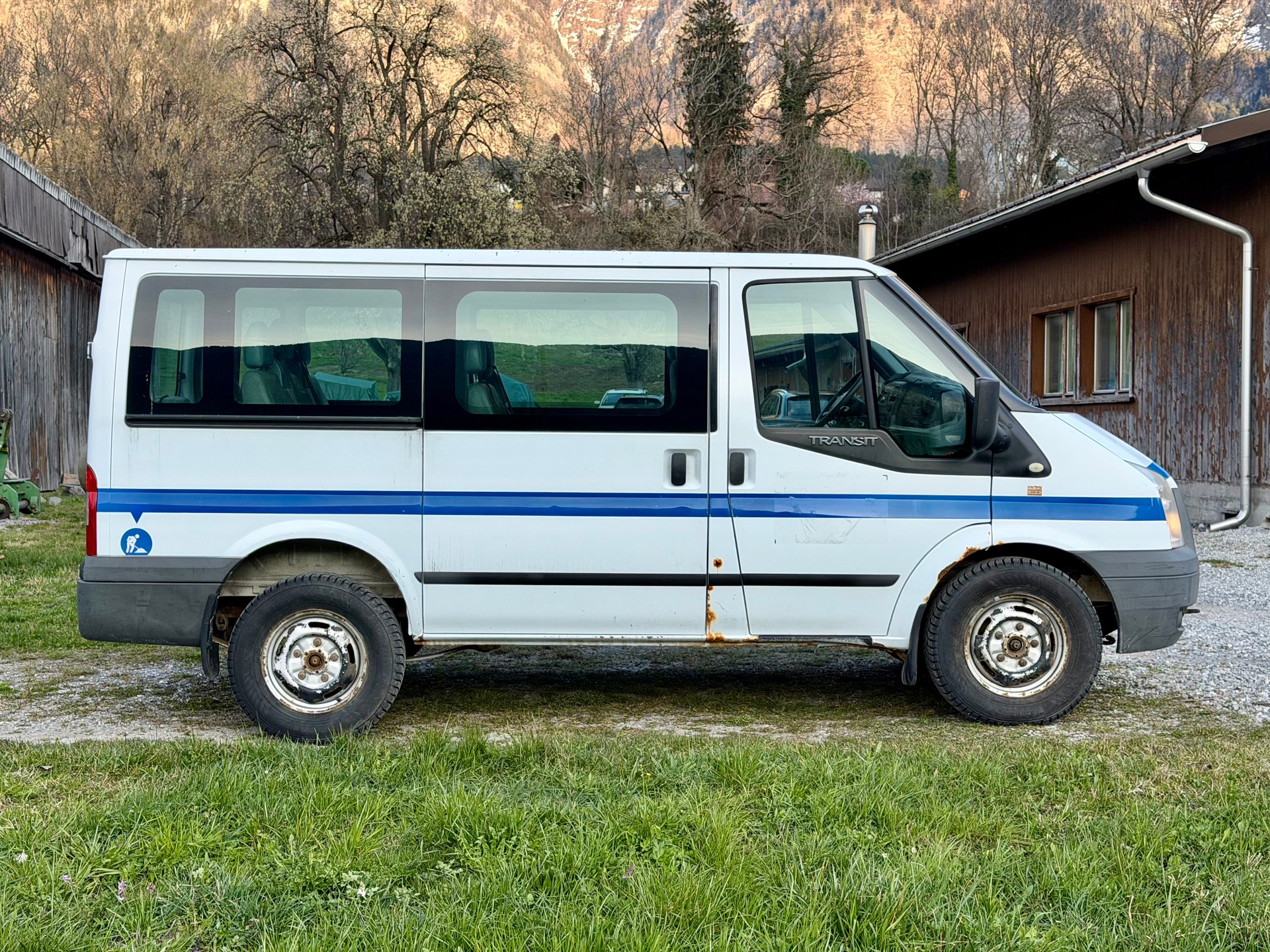 FORD Transit 330S Trend-image-5