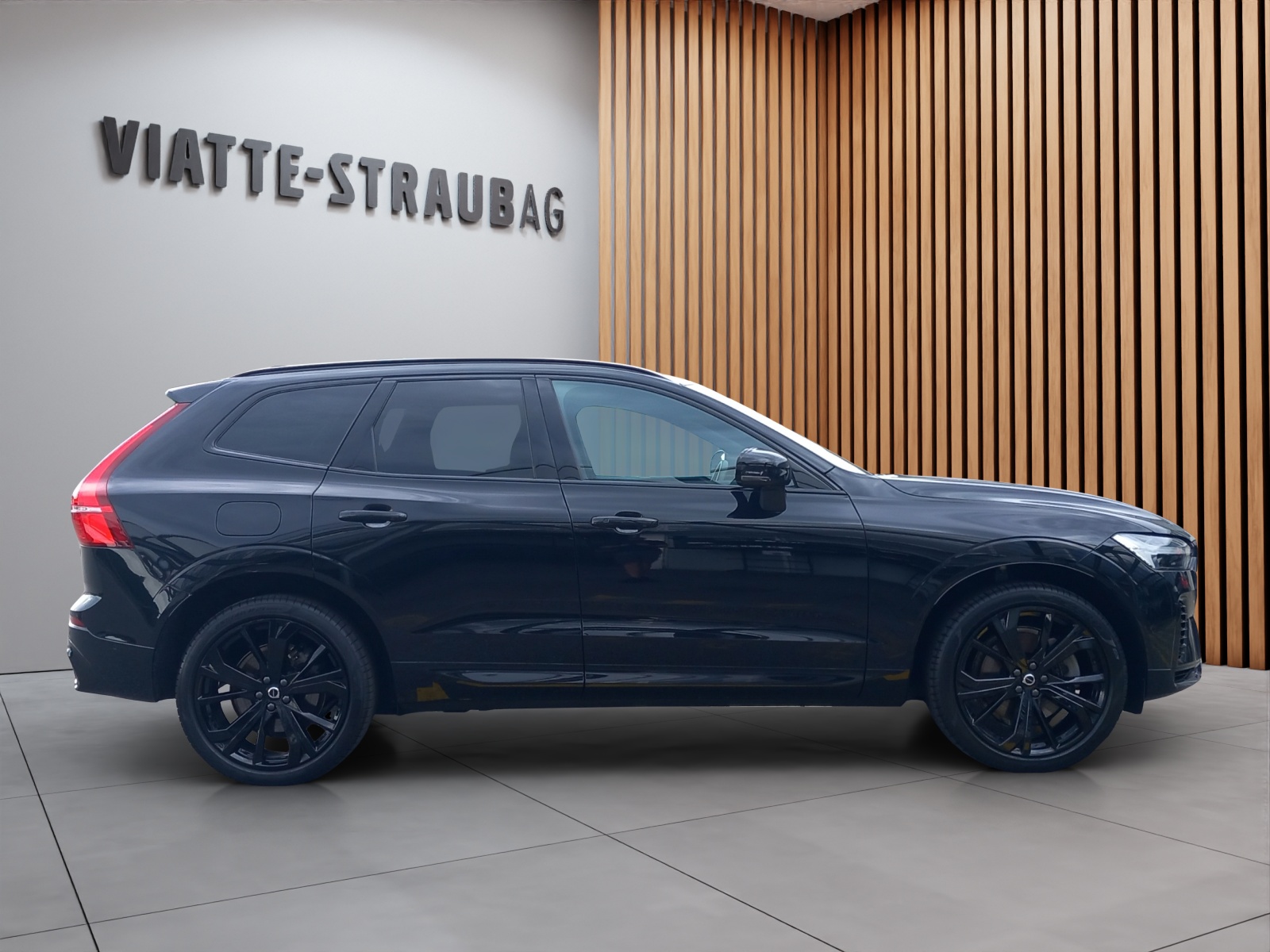 VOLVO XC60 2.0 T8 TE XCENTRIC Black Edition eAWD-image-6