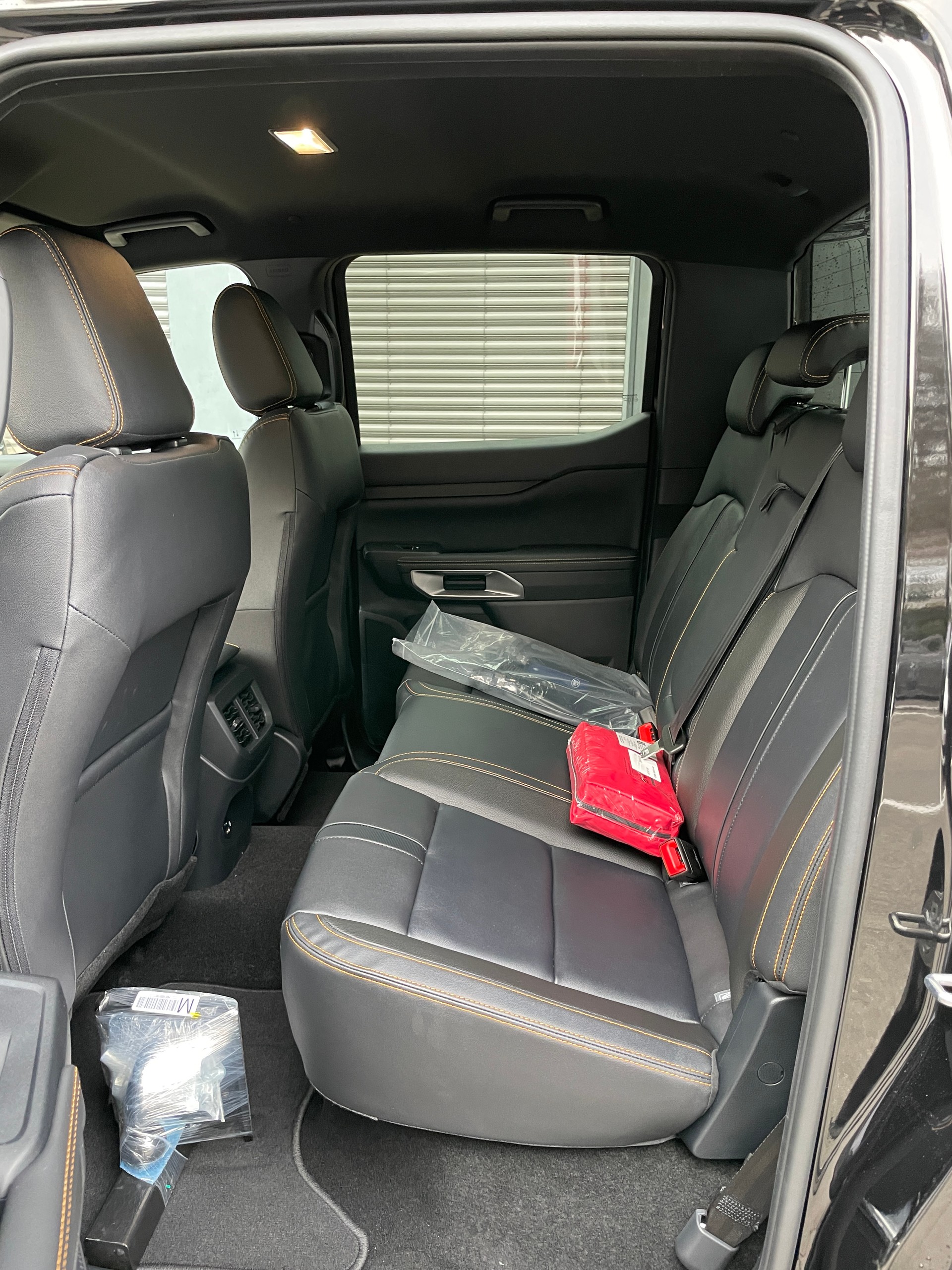 FORD Ranger Wildtrak 2.3 Eco Boost e-4WD Automat-image-13
