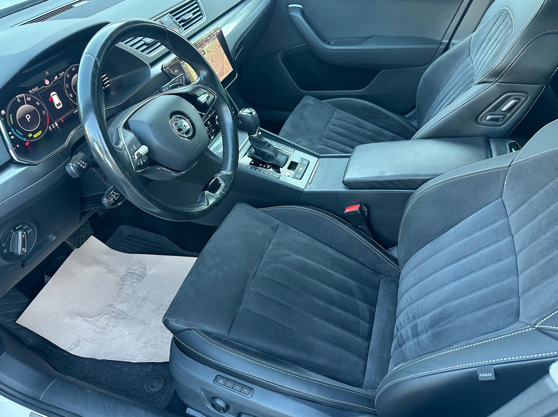 SKODA Superb 1.4 TSI Sport Line PHEV DSG-image-11