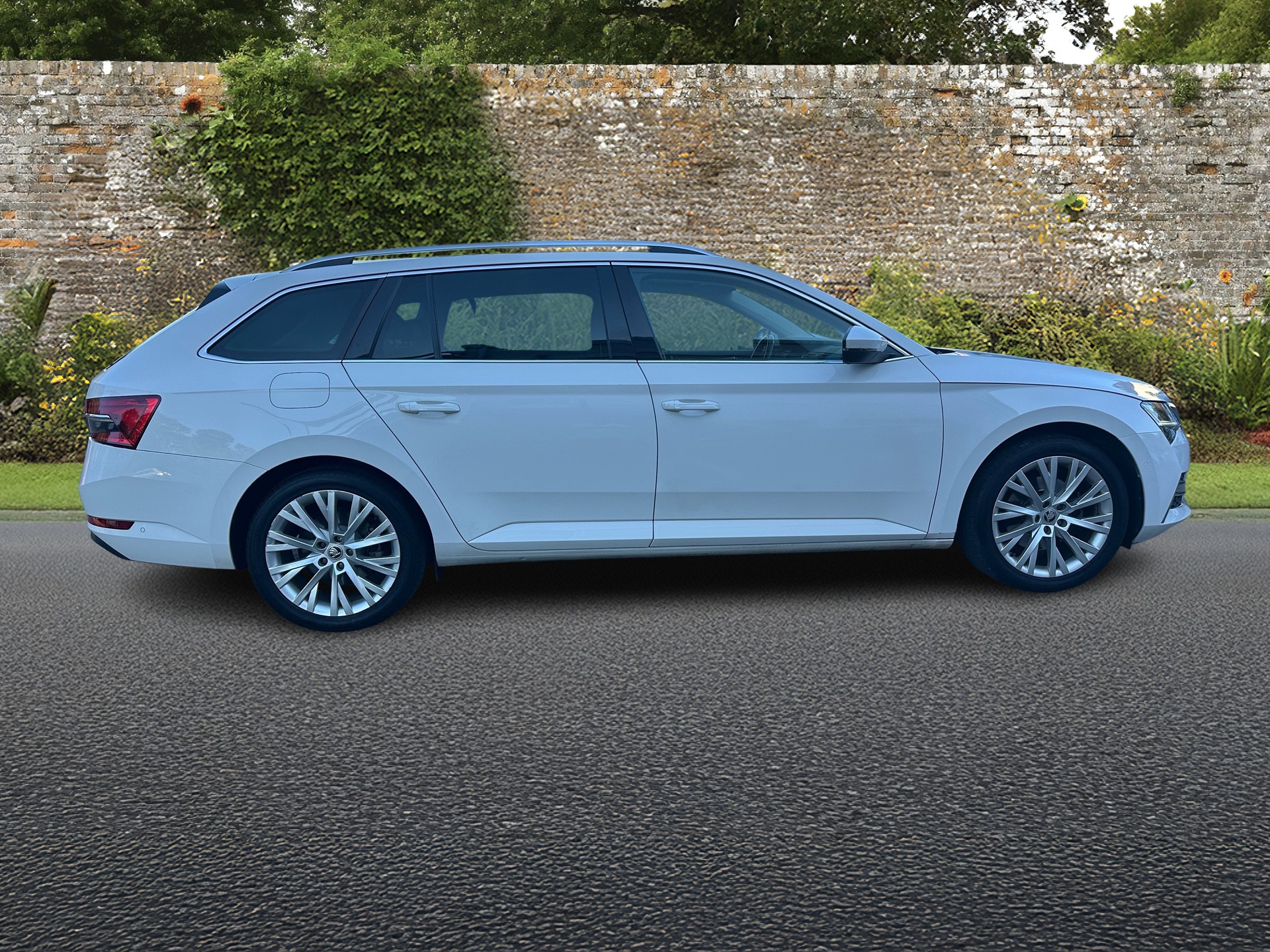 SKODA Superb 1.4 TSI Sport Line PHEV DSG-image-5