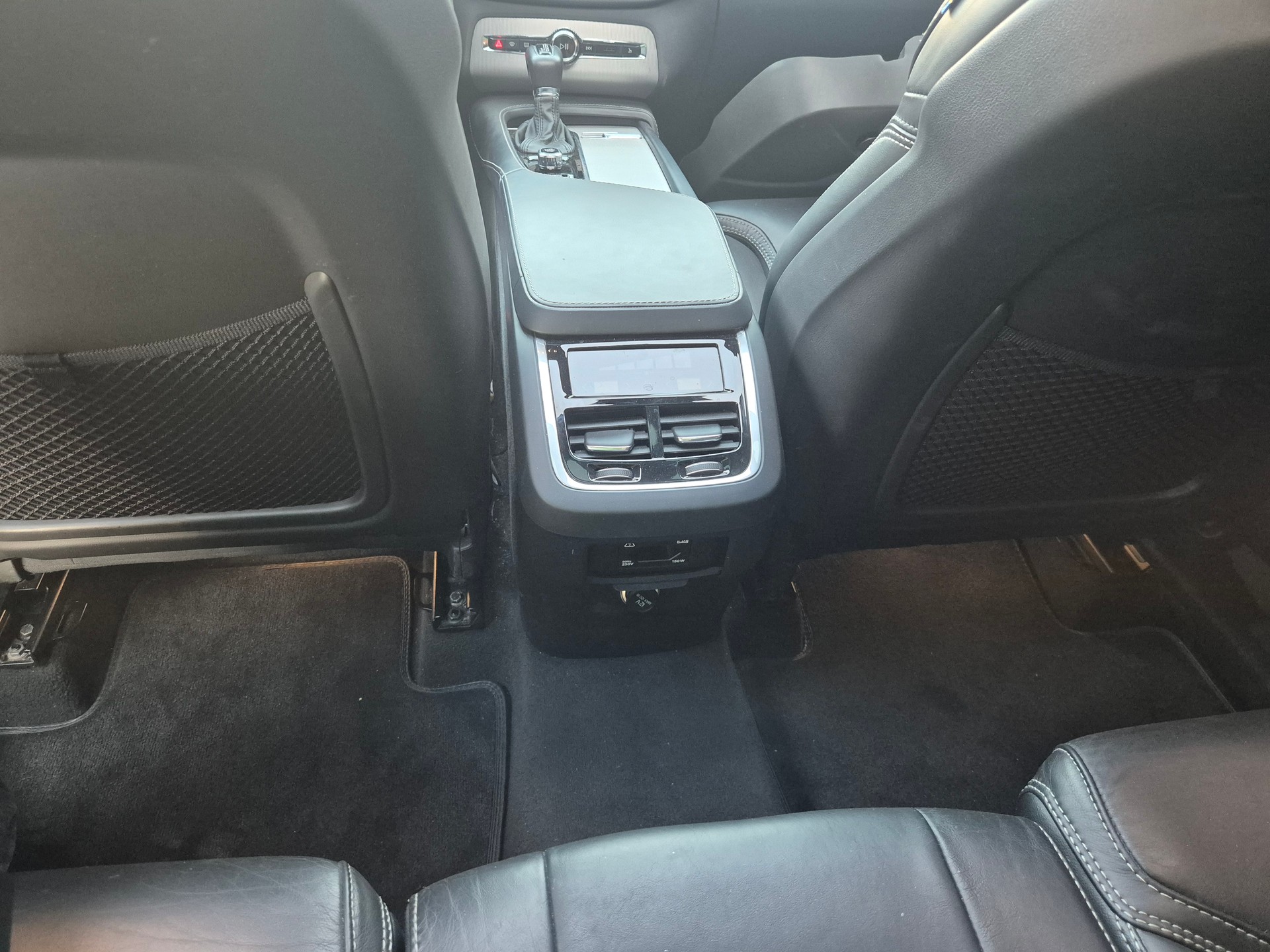 VOLVO XC90 Inscription Voll Ausstattung MFK-image-7