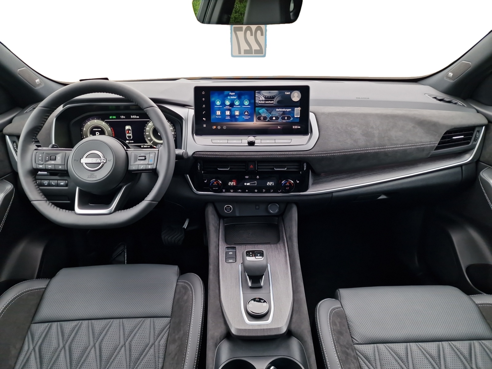 NISSAN Qashqai 1.3 DIG-T MHEV Tekna+ 4x4 Panorama-image-20