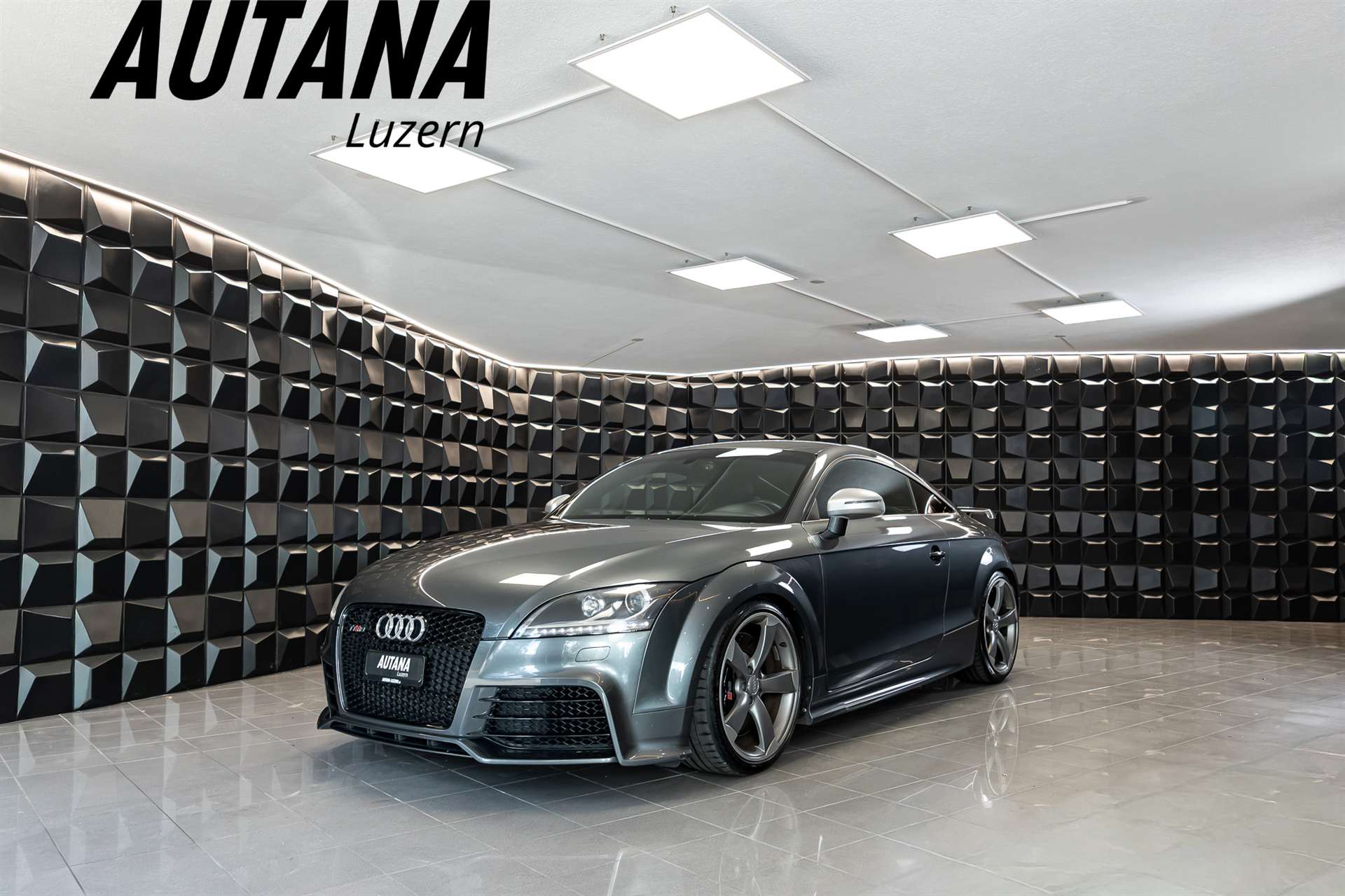 AUDI TT RS Coupé 2.5 TFSI quattro S-tronic-image-0