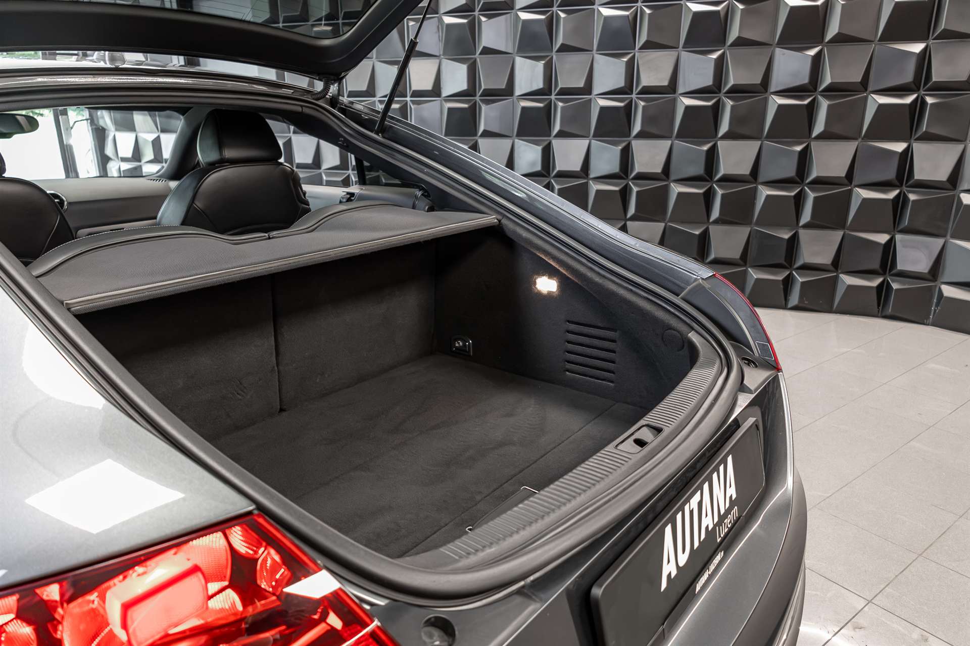 AUDI TT RS Coupé 2.5 TFSI quattro S-tronic-image-23