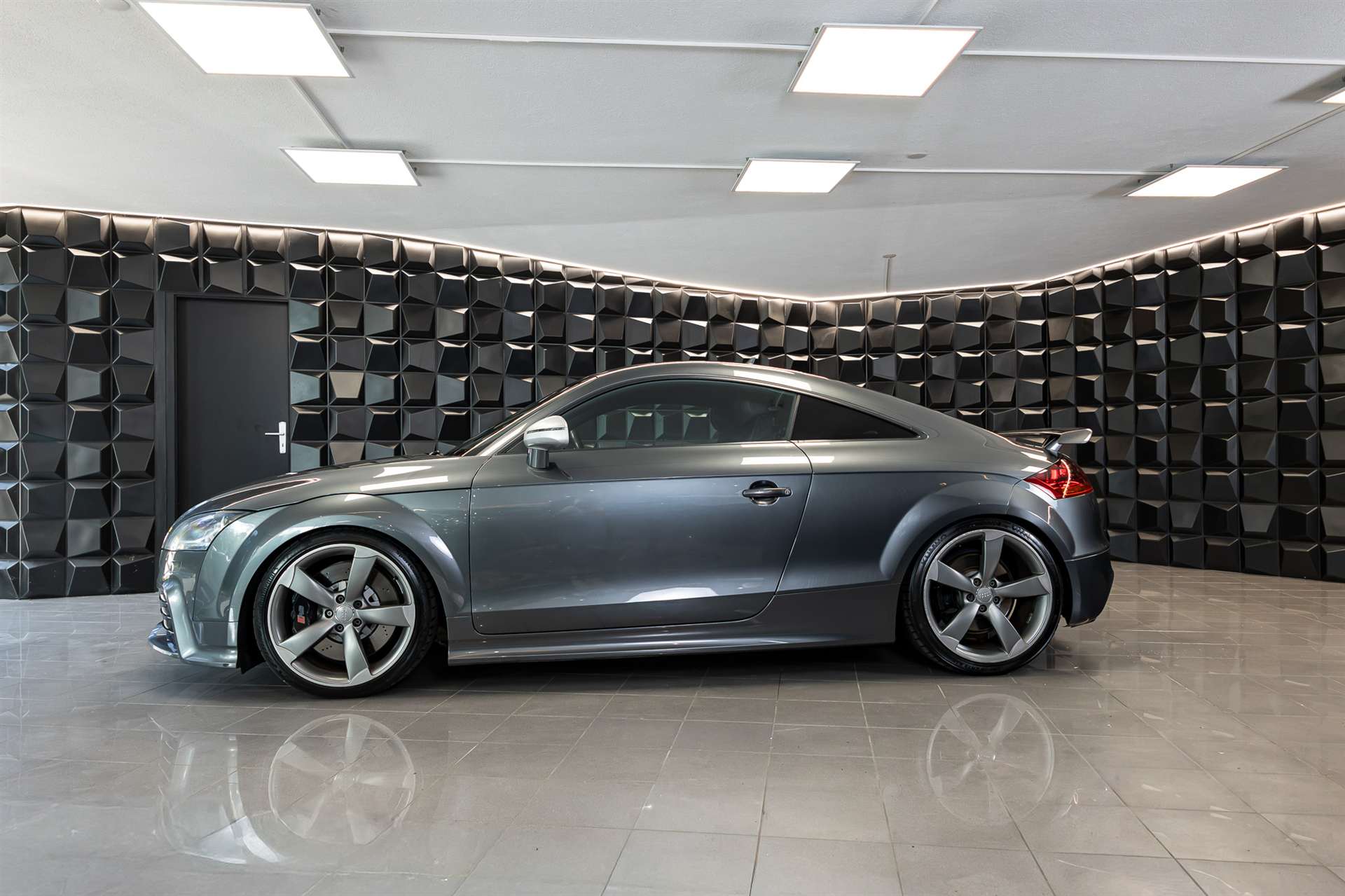 AUDI TT RS Coupé 2.5 TFSI quattro S-tronic-image-1