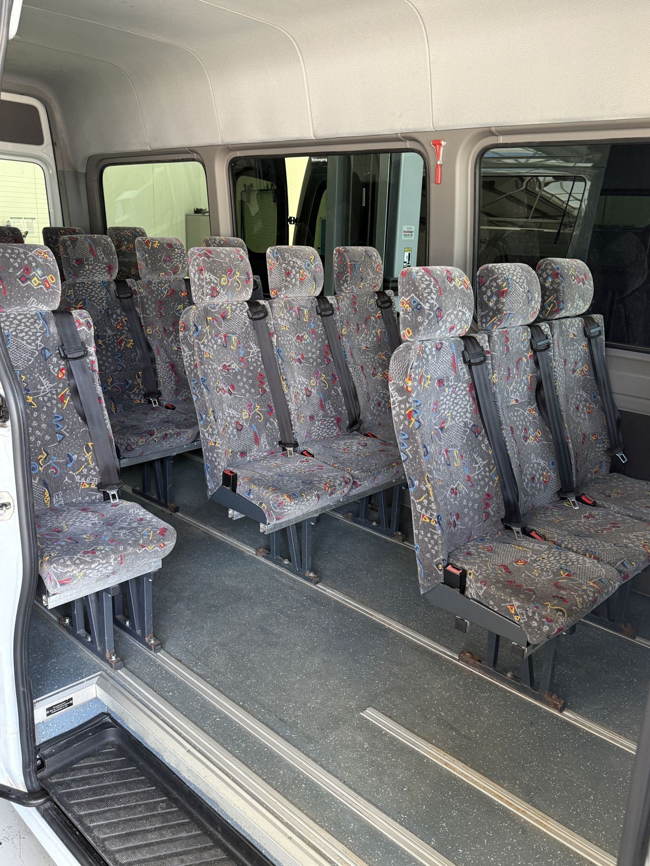 MERCEDES-BENZ Schulbus-image-1