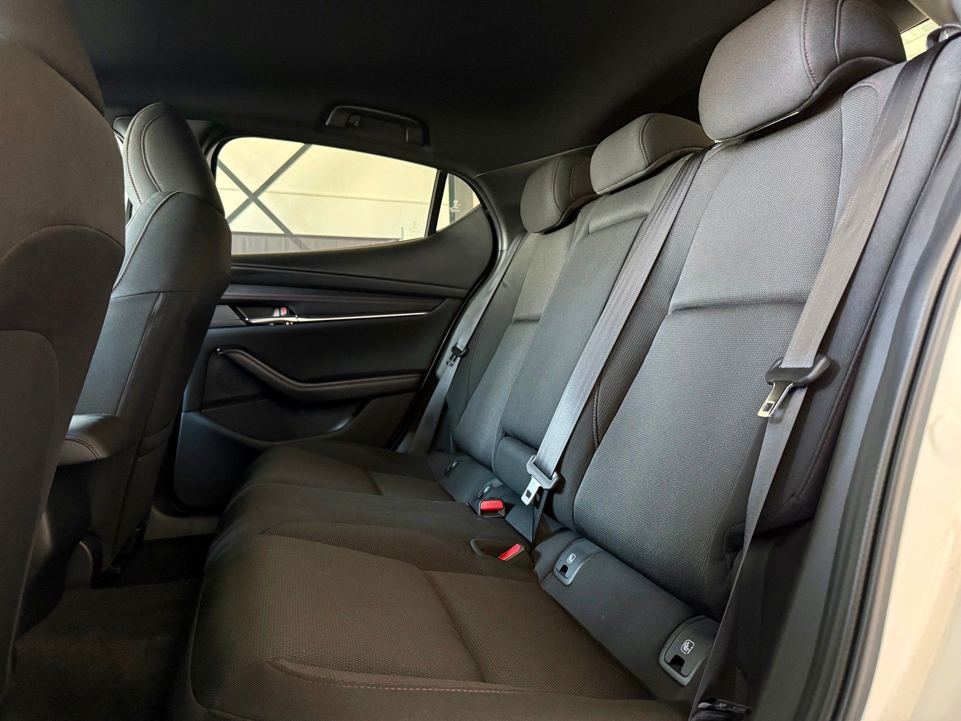 MAZDA 3 Hatchback SKYACTIV-X M Hybrid 186 AWD Homura Automat-image-9