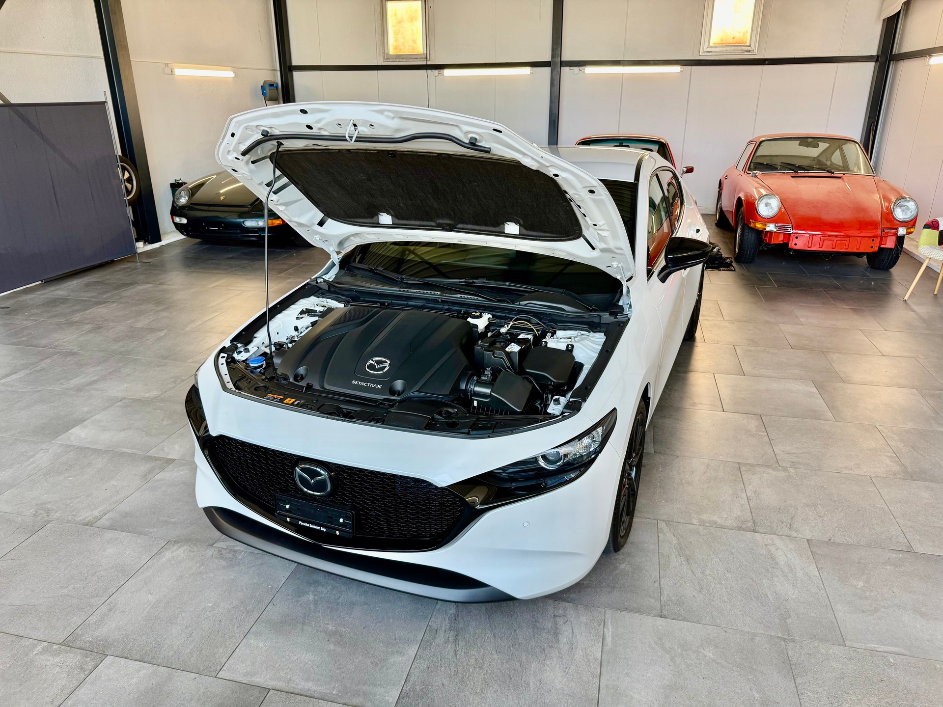 MAZDA 3 Hatchback SKYACTIV-X M Hybrid 186 AWD Homura Automat-image-4