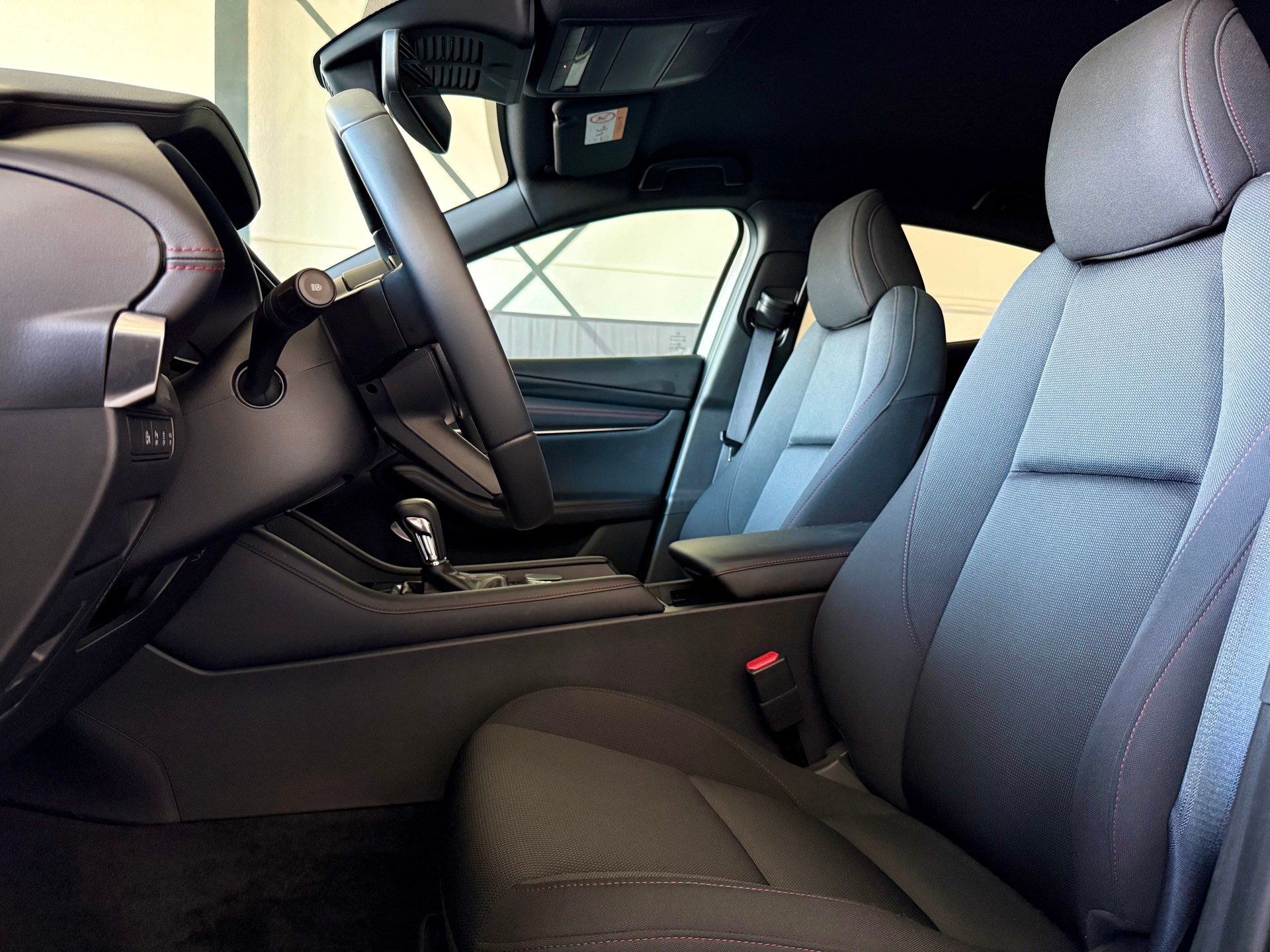 MAZDA 3 Hatchback SKYACTIV-X M Hybrid 186 AWD Homura Automat-image-7