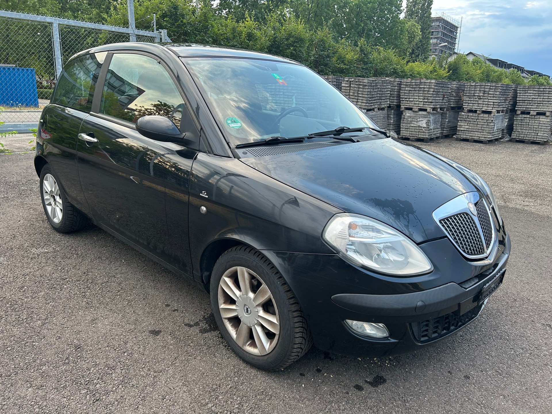 LANCIA Ypsilon 1.4 16V Argento-image-1