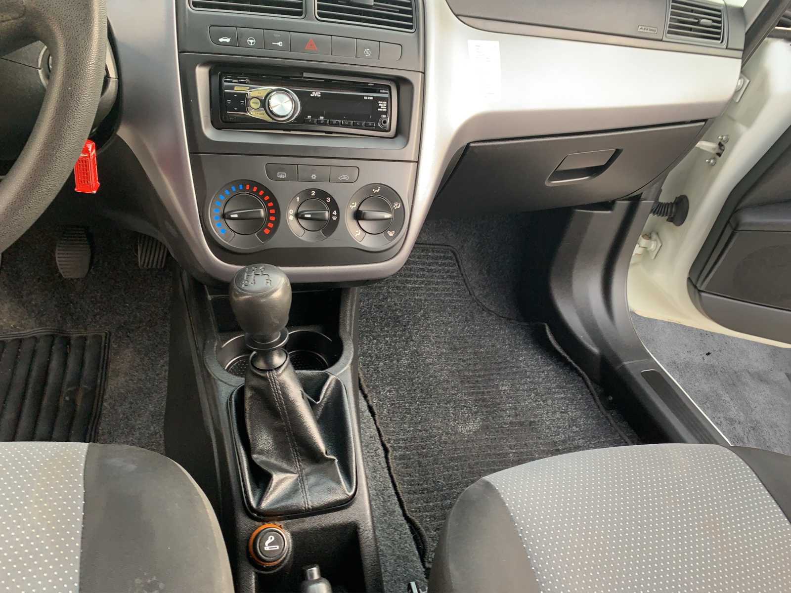 FIAT Punto Evo 1.2 Active-image-10