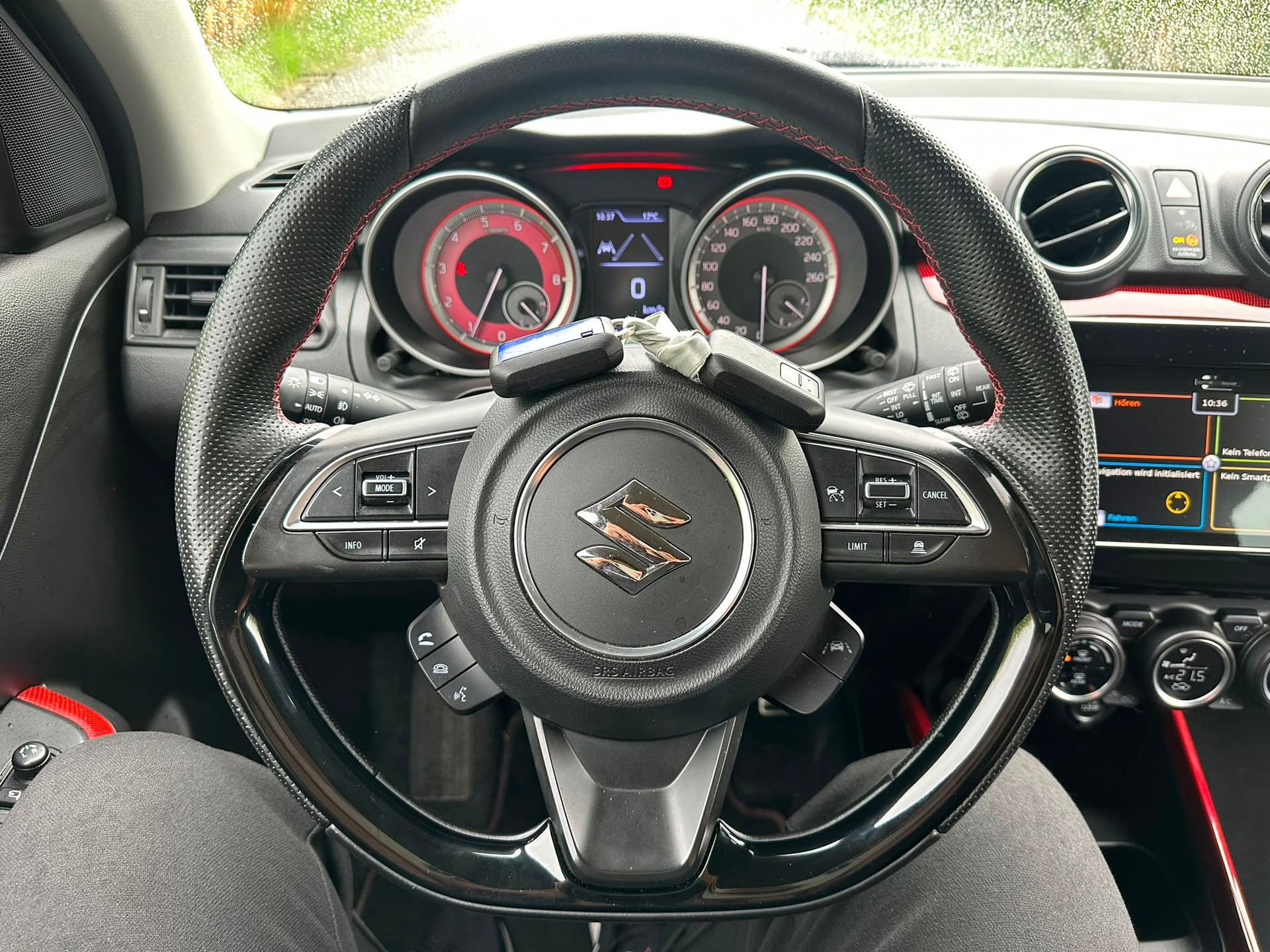 SUZUKI Swift Sport 1.4i 16V Compact Top Hybrid-image-12