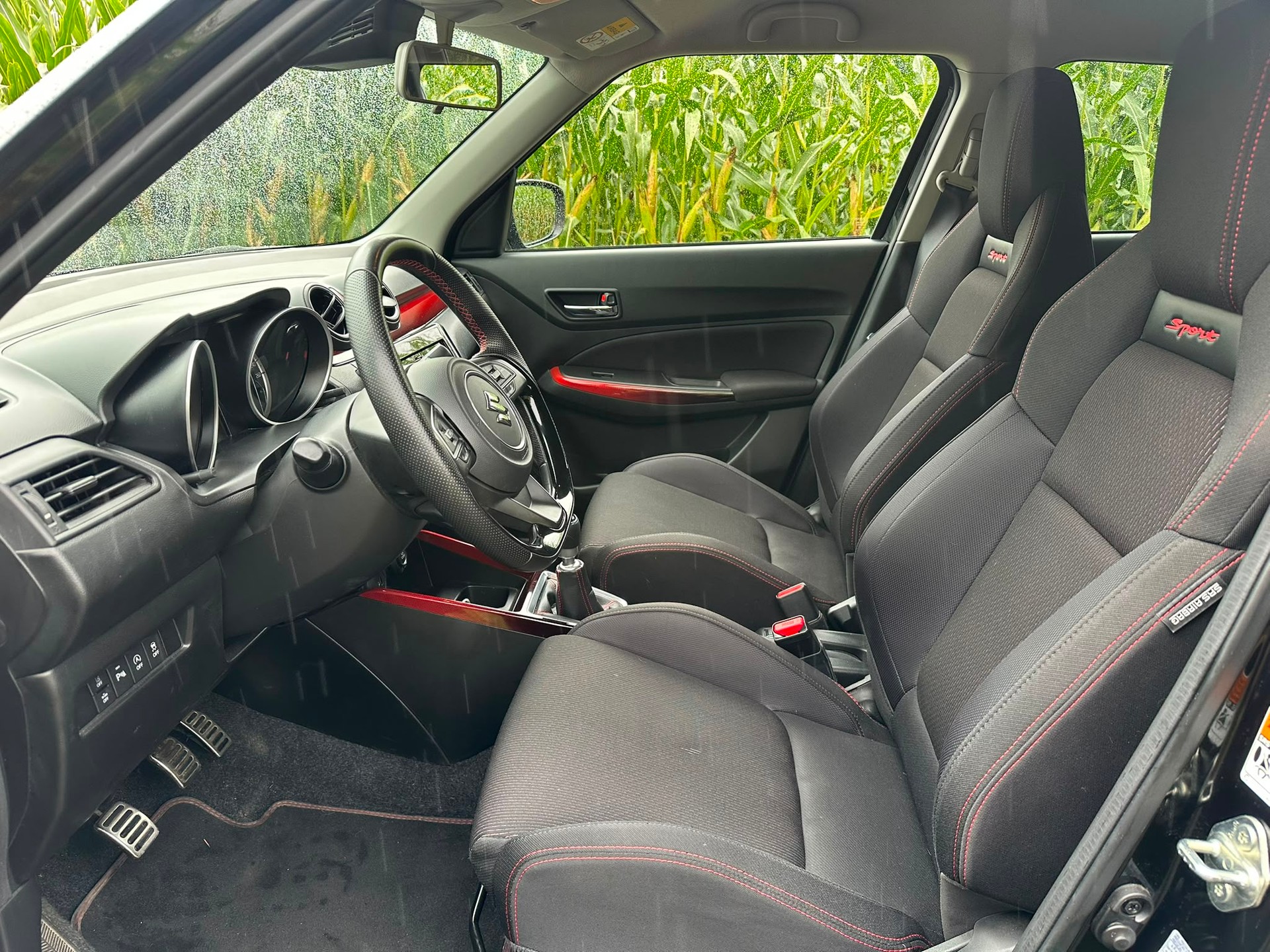 SUZUKI Swift Sport 1.4i 16V Compact Top Hybrid-image-10