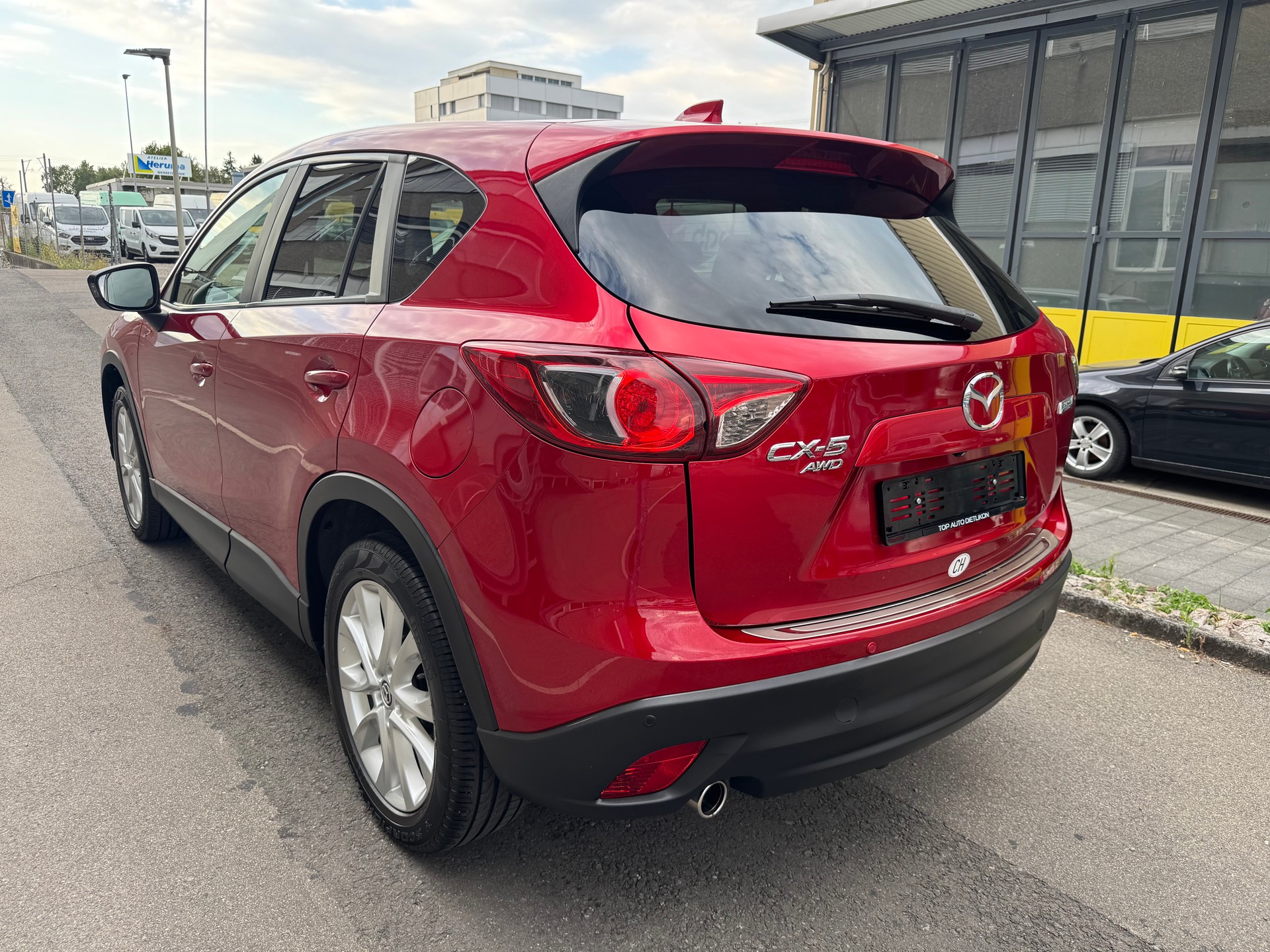 MAZDA CX-5 2.2 D HP Revolution AWD Automatic-image-3