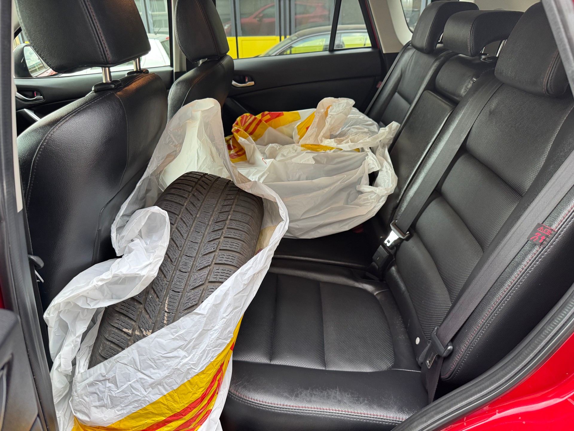 MAZDA CX-5 2.2 D HP Revolution AWD Automatic-image-5