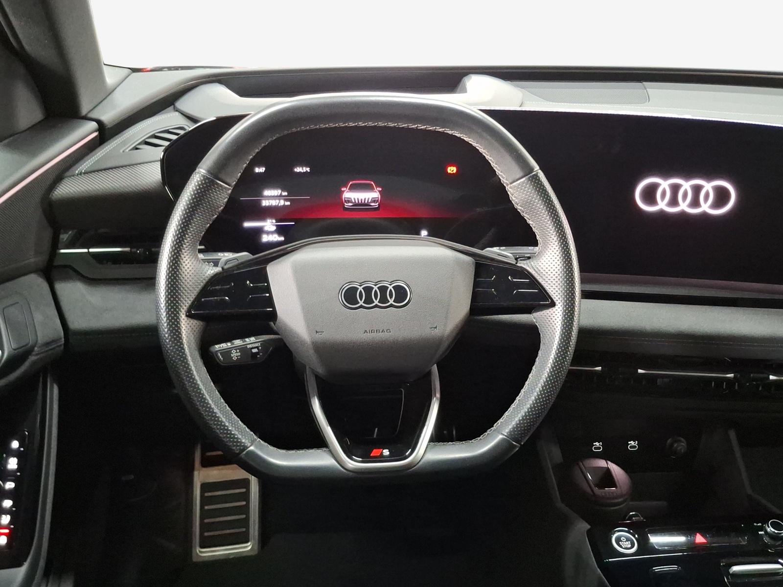 AUDI Q6 e-tron quattro-image-10