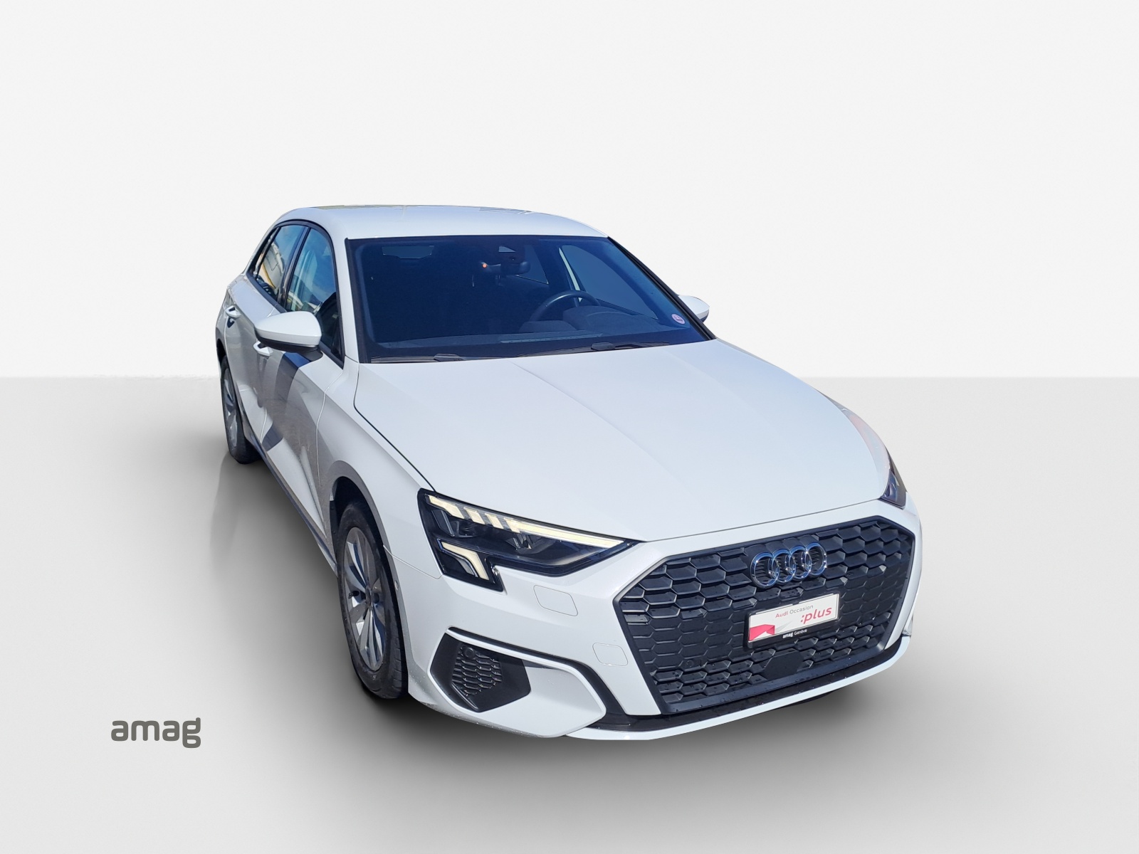 AUDI A3 Sportback 35 TFSI Attraction S-tronic-image-15