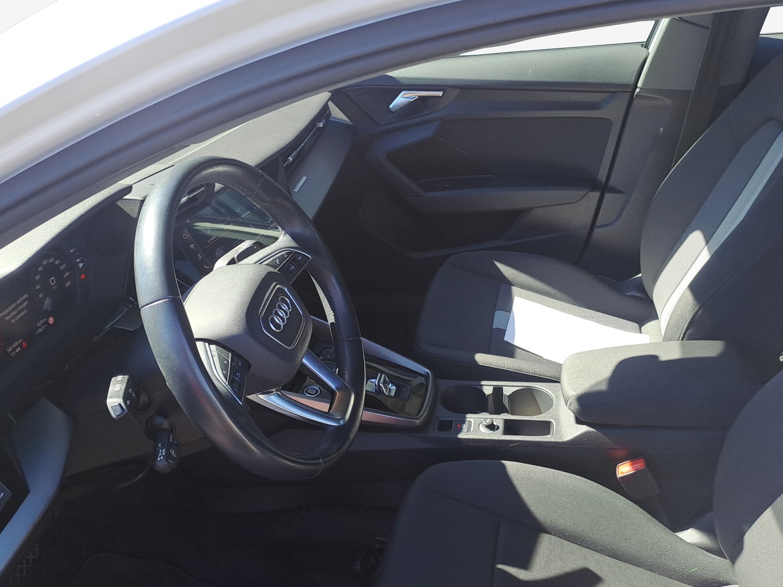 AUDI A3 Sportback 35 TFSI Attraction S-tronic-image-7