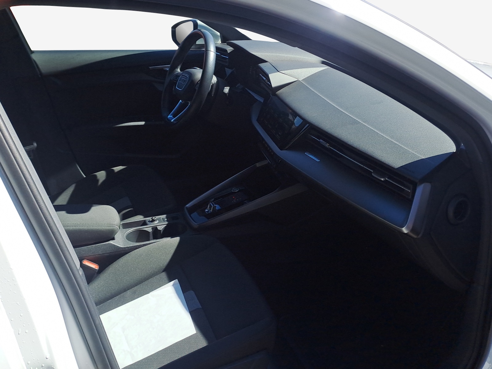 AUDI A3 Sportback 35 TFSI Attraction S-tronic-image-13