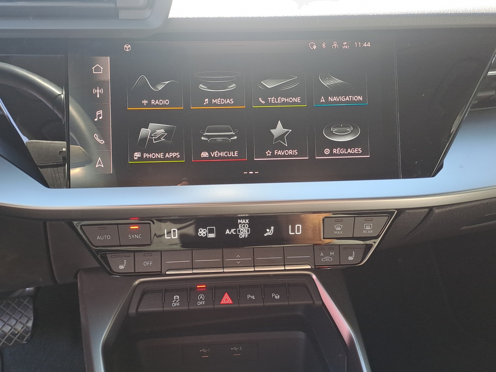 AUDI A3 Sportback 35 TFSI Attraction S-tronic-image-10